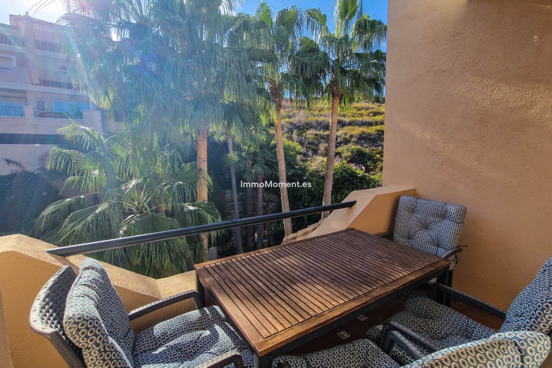 Resale - Apartment - Manilva - La Duquesa