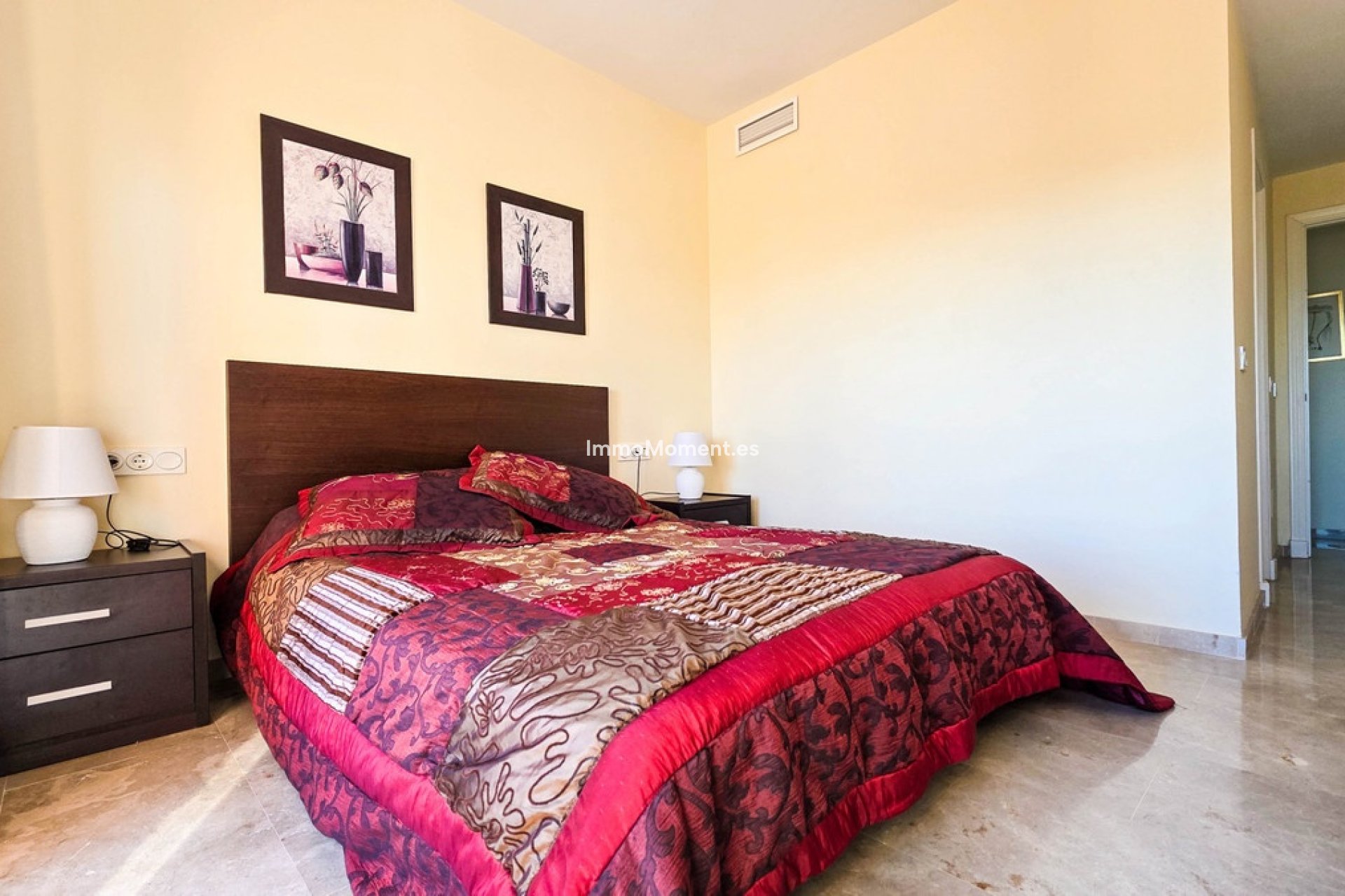 Resale - Apartment - Manilva - La Duquesa