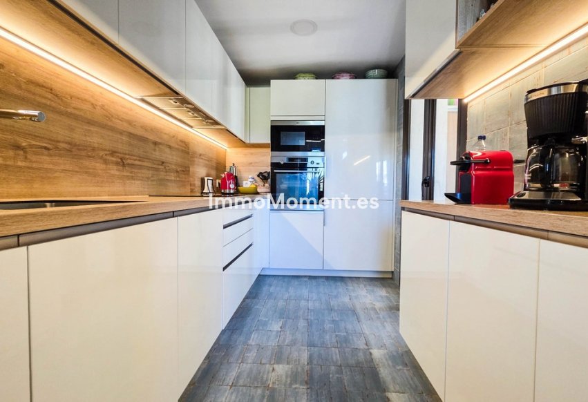 Resale - Apartment - Manilva - La Duquesa