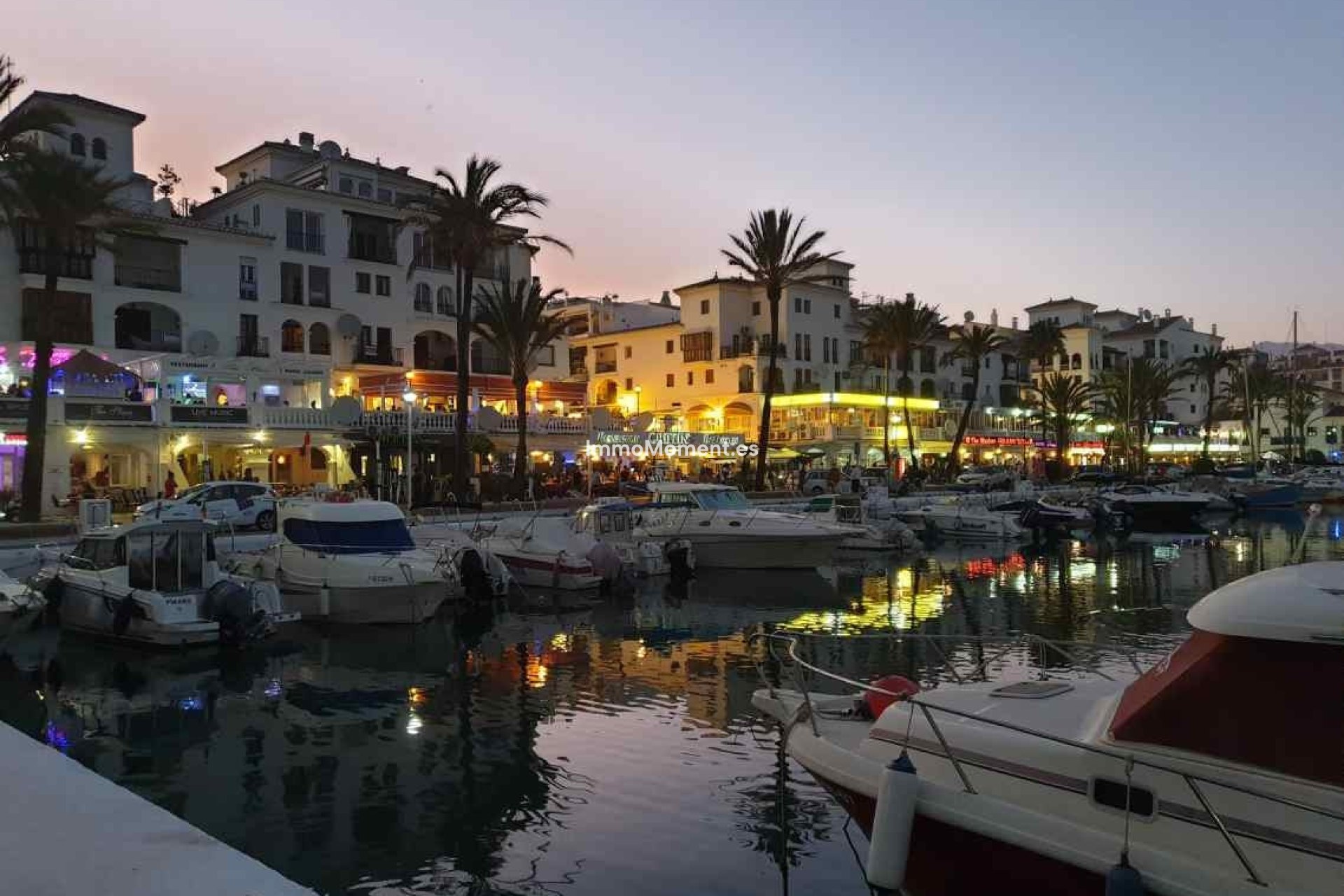 Resale - Apartment - Manilva - La Duquesa