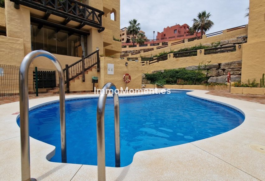 Resale - Apartment - Manilva - La Duquesa