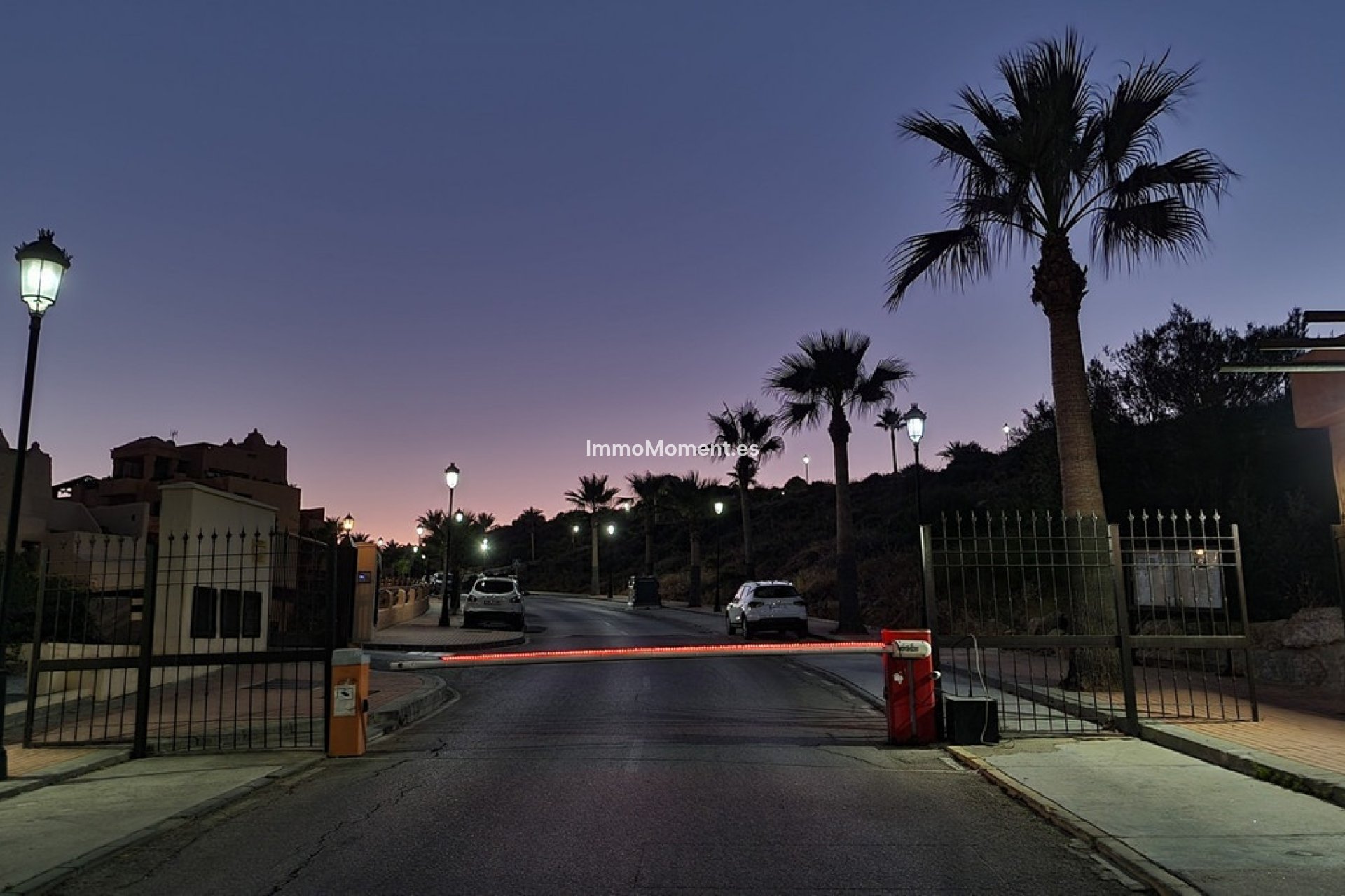 Resale - Apartment - Manilva - La Duquesa