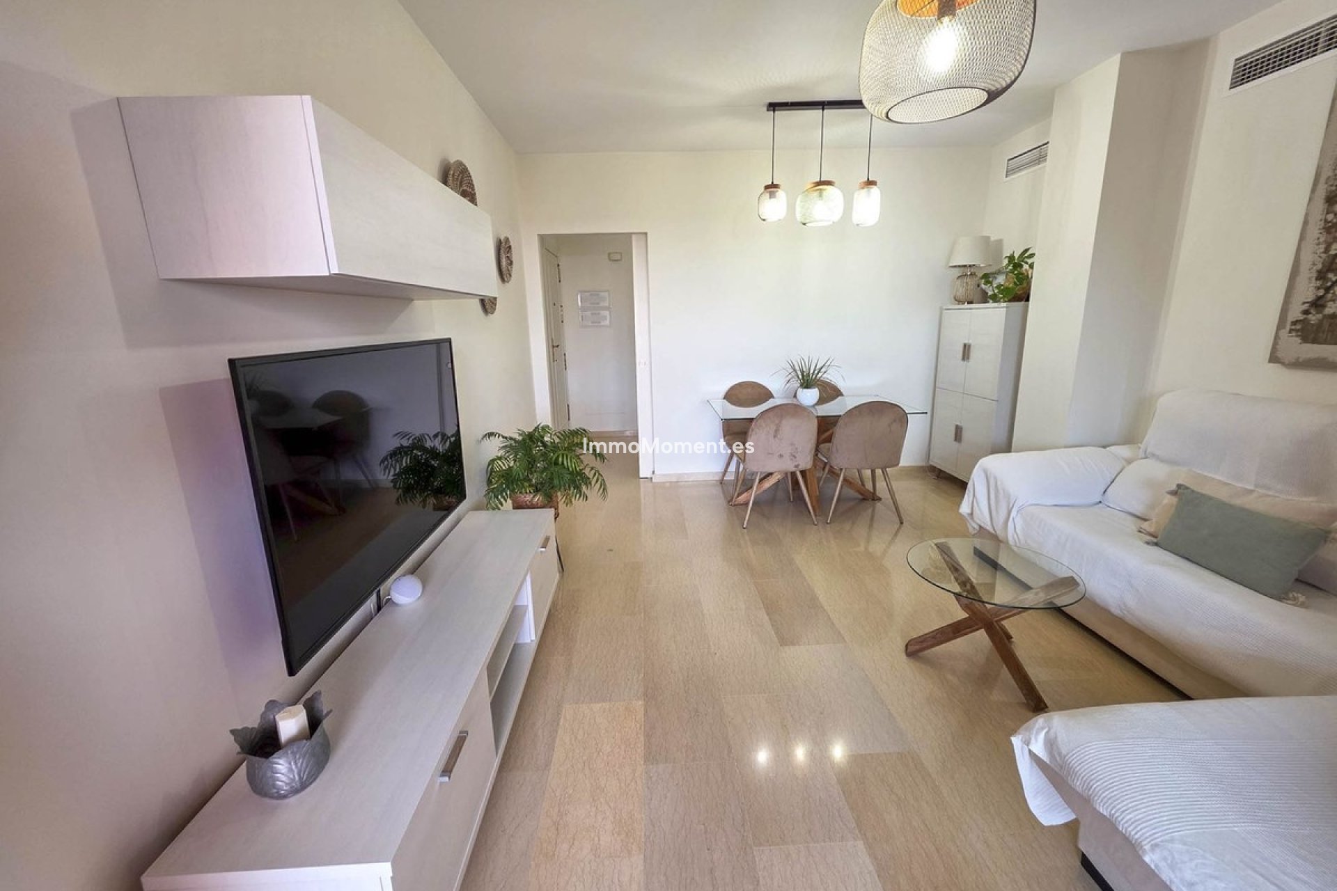 Resale - Apartment - Manilva - La Duquesa