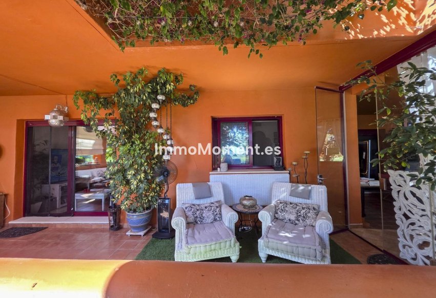 Resale - Apartment - Manilva - La Duquesa