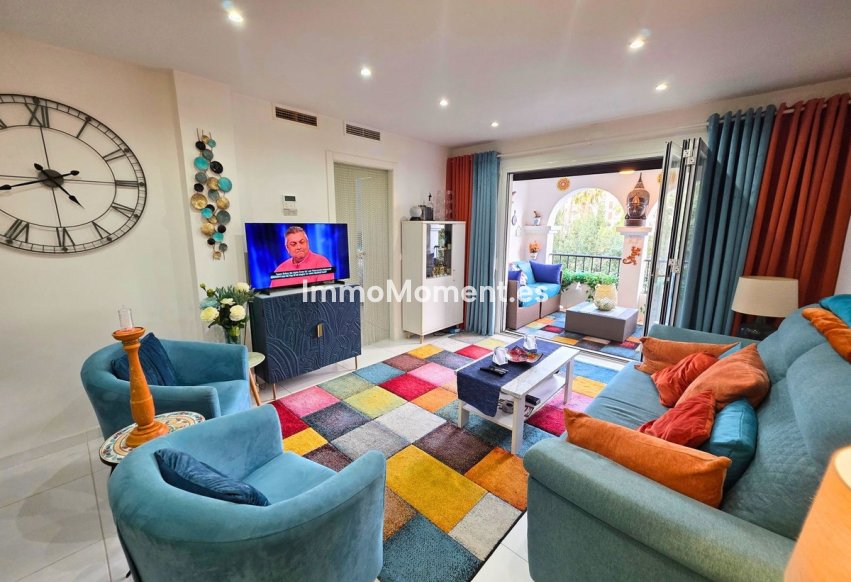 Resale - Apartment - Manilva - La Duquesa