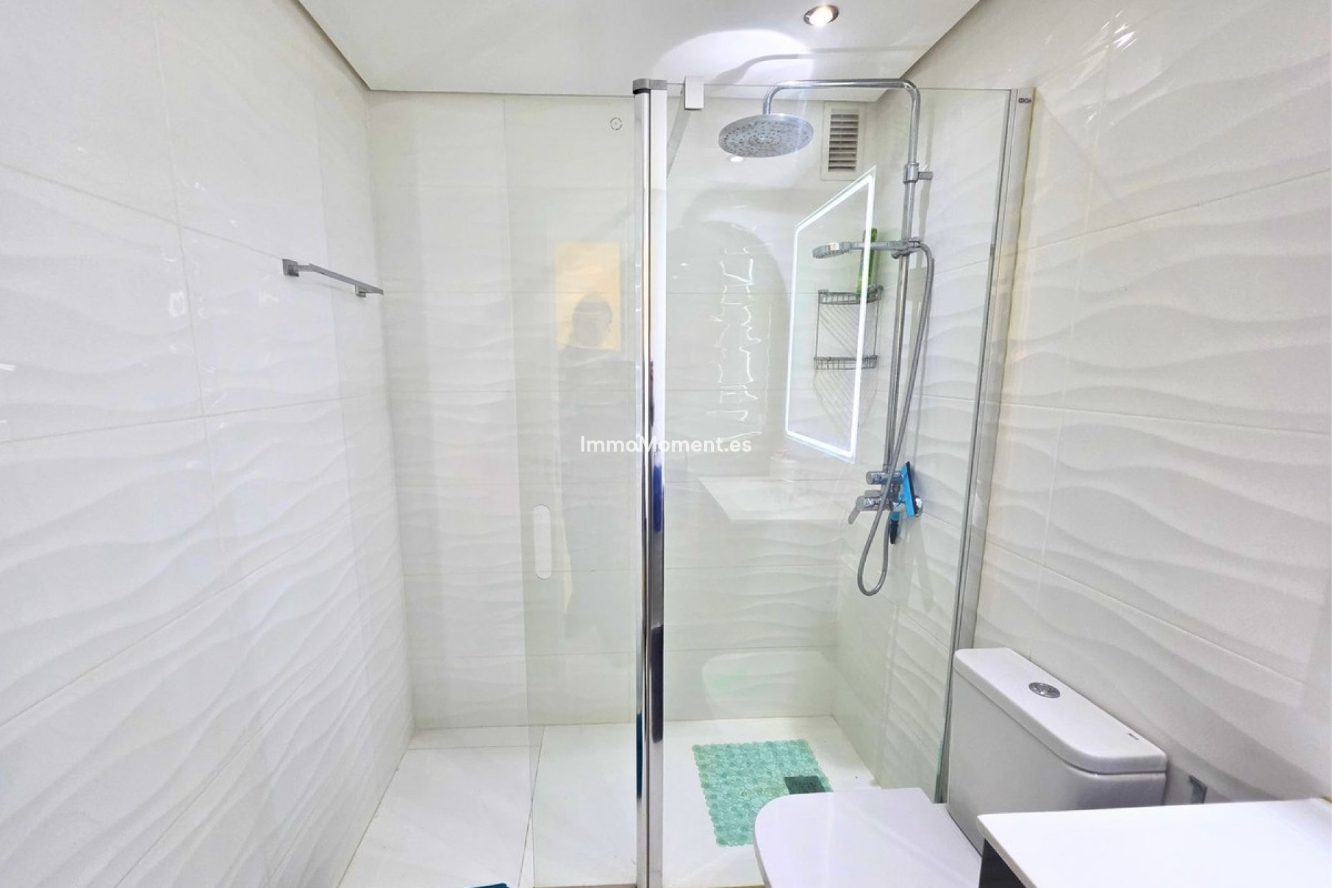 Resale - Apartment - Manilva - La Duquesa