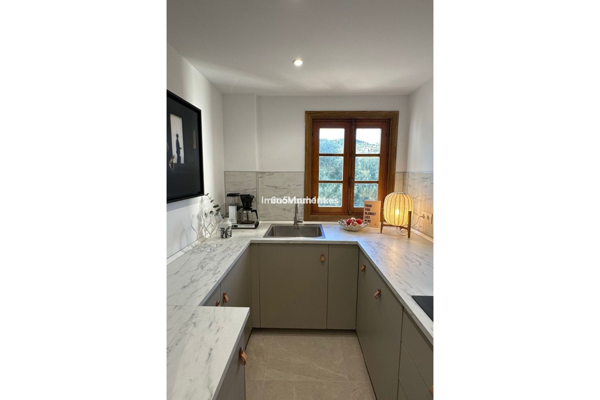 Resale - Apartment - Manilva - La Duquesa