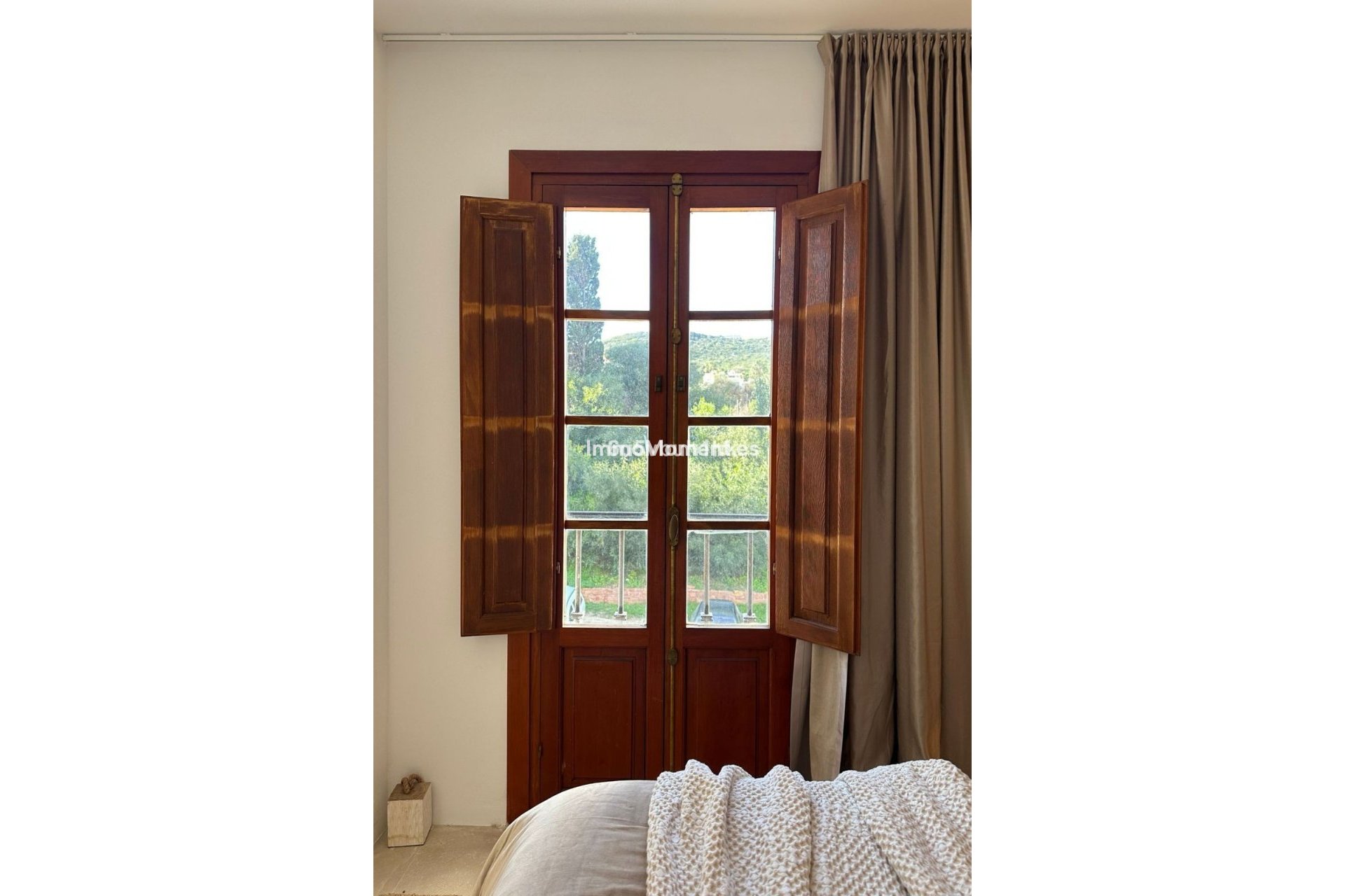 Resale - Apartment - Manilva - La Duquesa