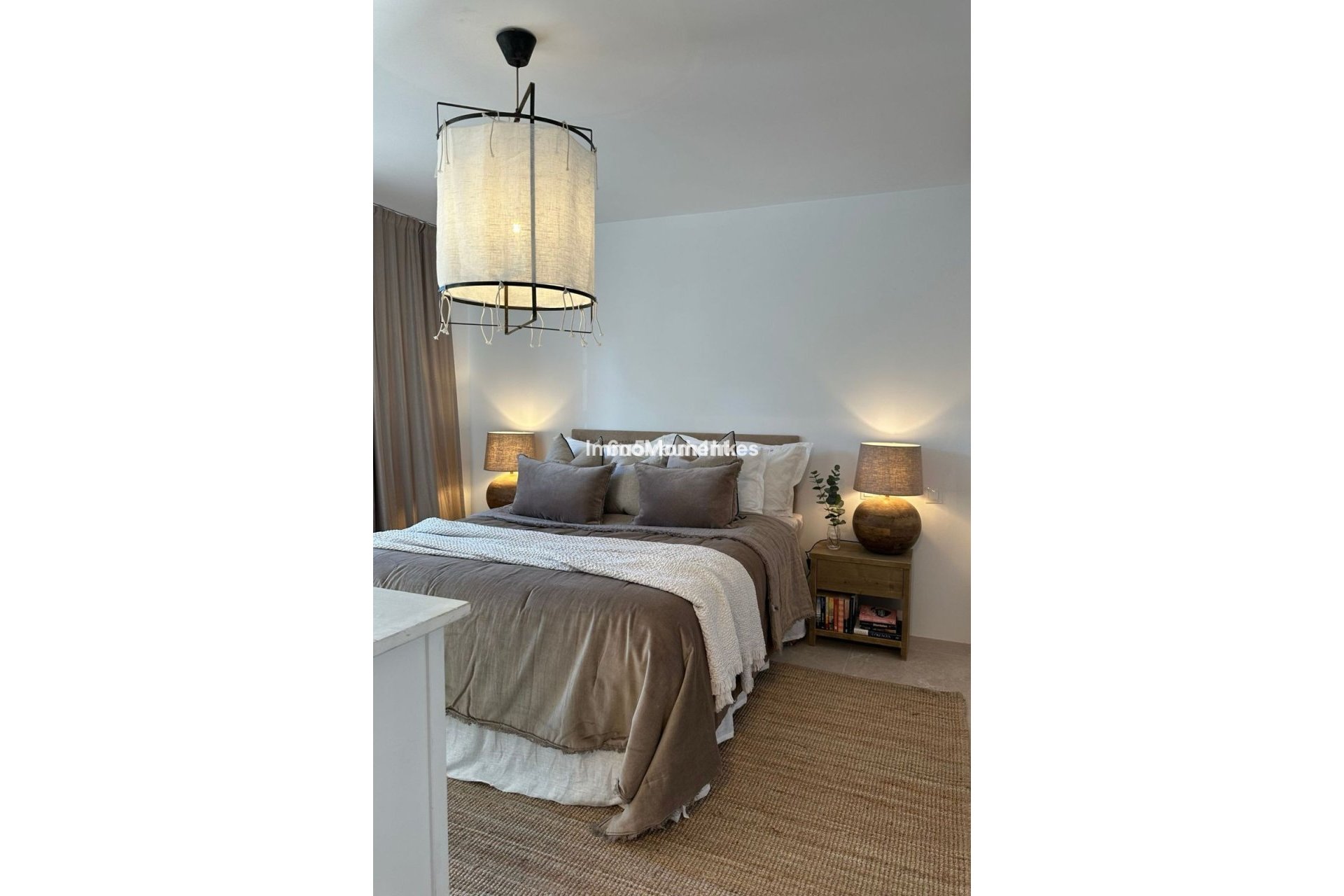 Resale - Apartment - Manilva - La Duquesa