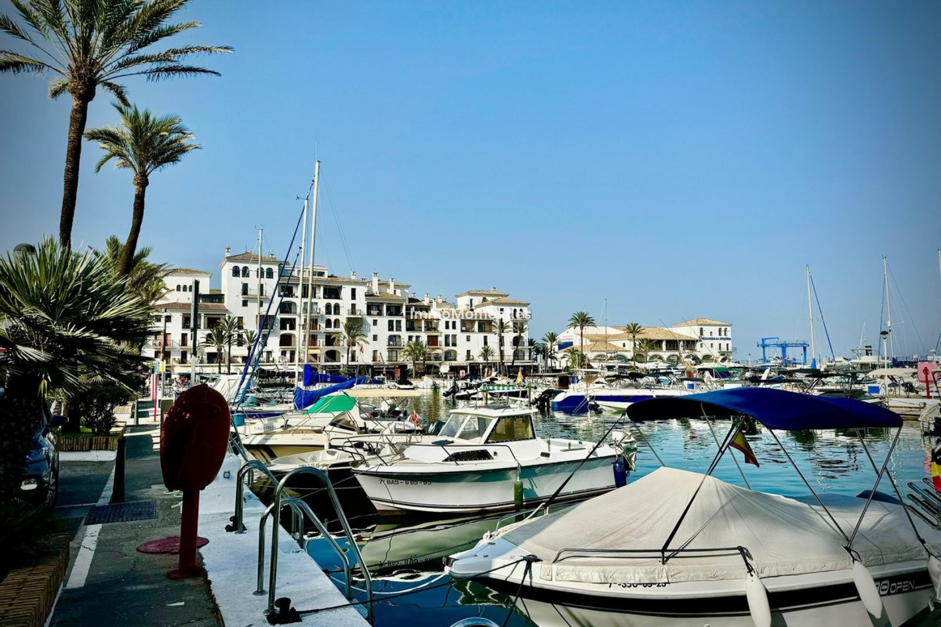 Resale - Apartment - Manilva - La Duquesa