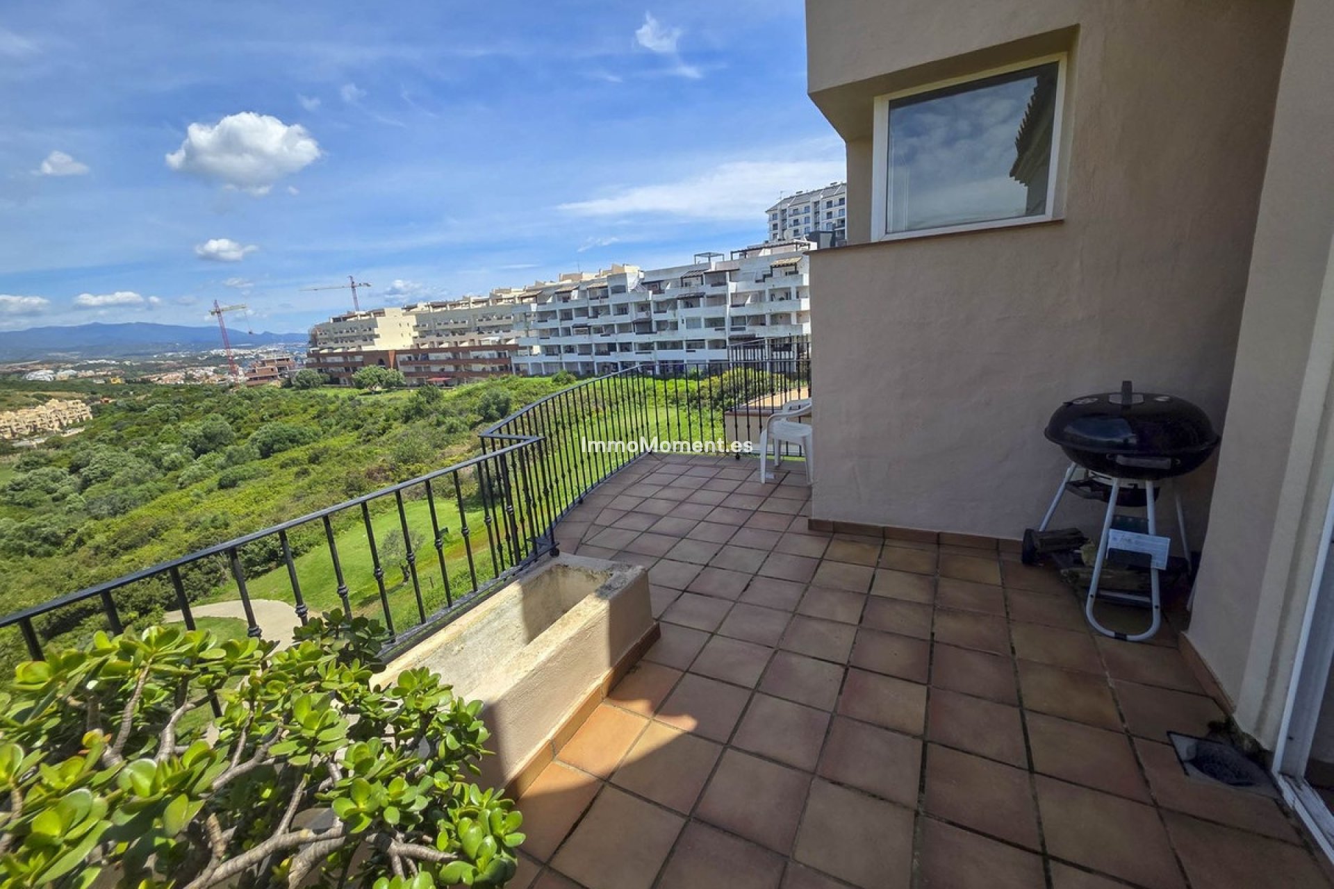 Resale - Apartment - Manilva - La Duquesa
