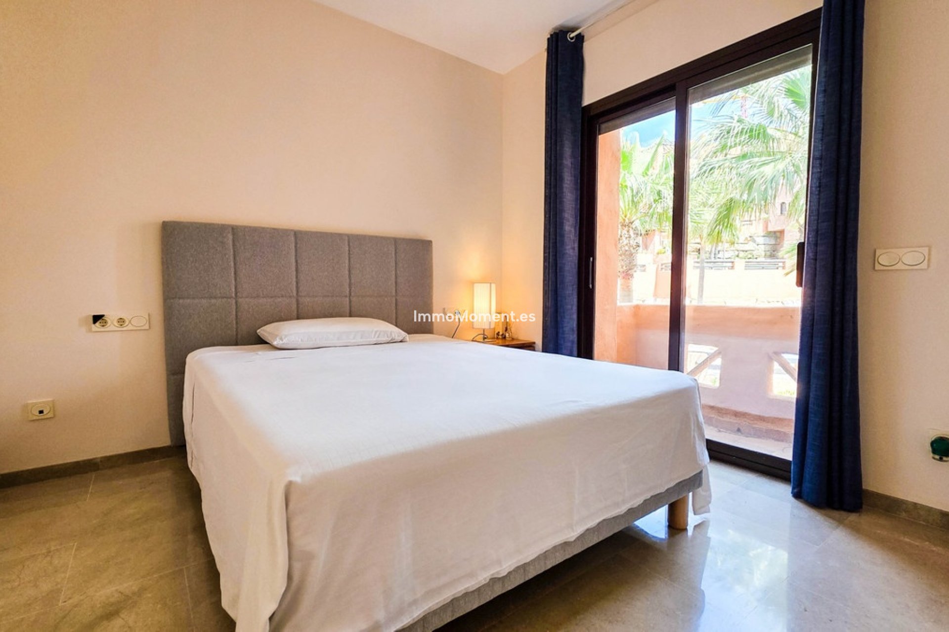 Resale - Apartment - Manilva - La Duquesa