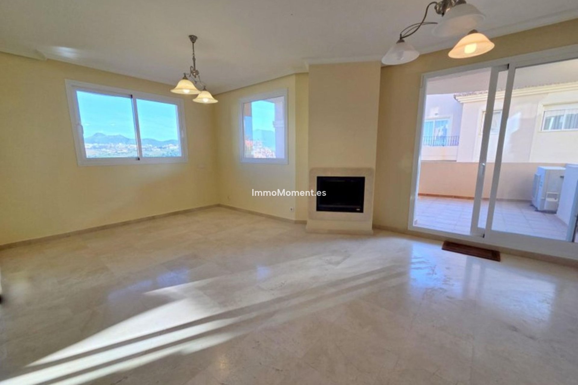 Resale - Apartment - Manilva - La Duquesa