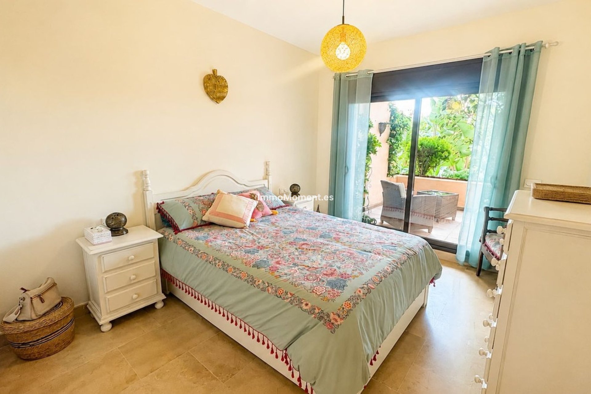Resale - Apartment - Manilva - La Duquesa
