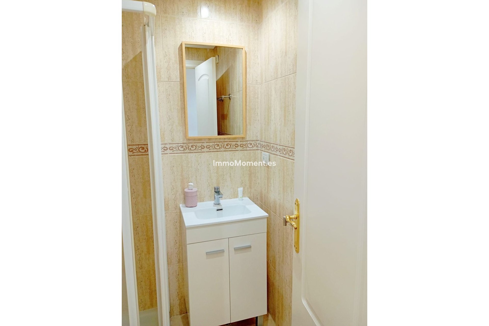 Resale - Apartment - Manilva - La Duquesa