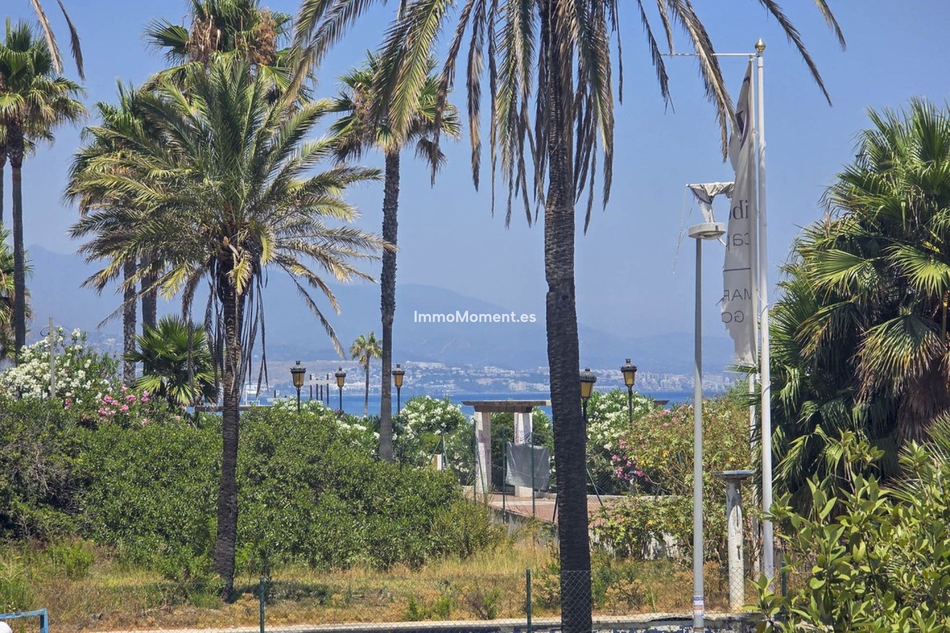 Resale - Apartment - Manilva - La Duquesa