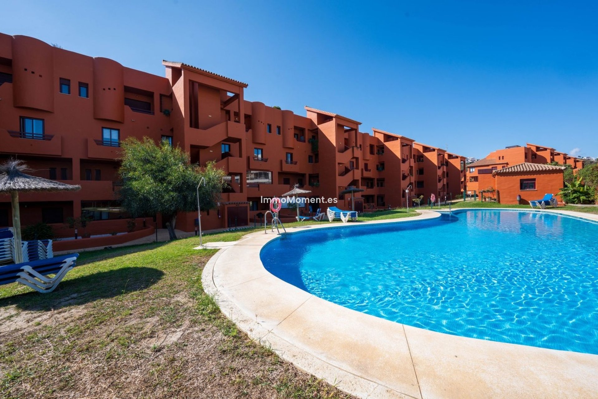 Resale - Apartment - Manilva - La Duquesa