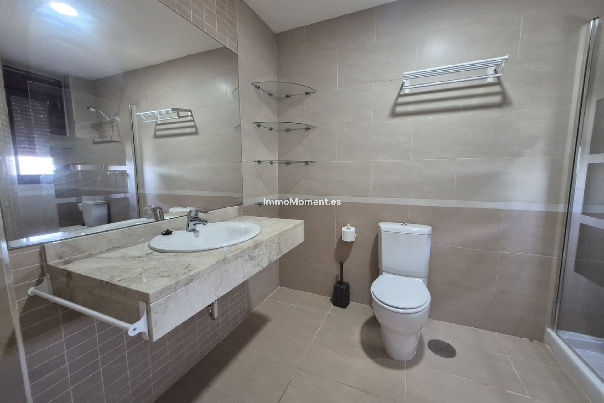 Resale - Apartment - Manilva - La Duquesa