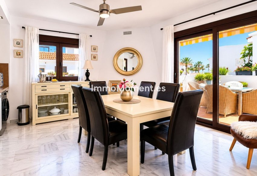 Resale - Apartment - Manilva - La Duquesa