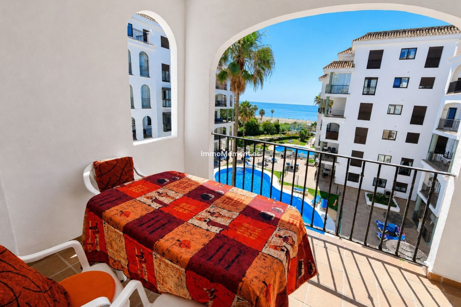 Resale - Apartment - Manilva - La Duquesa