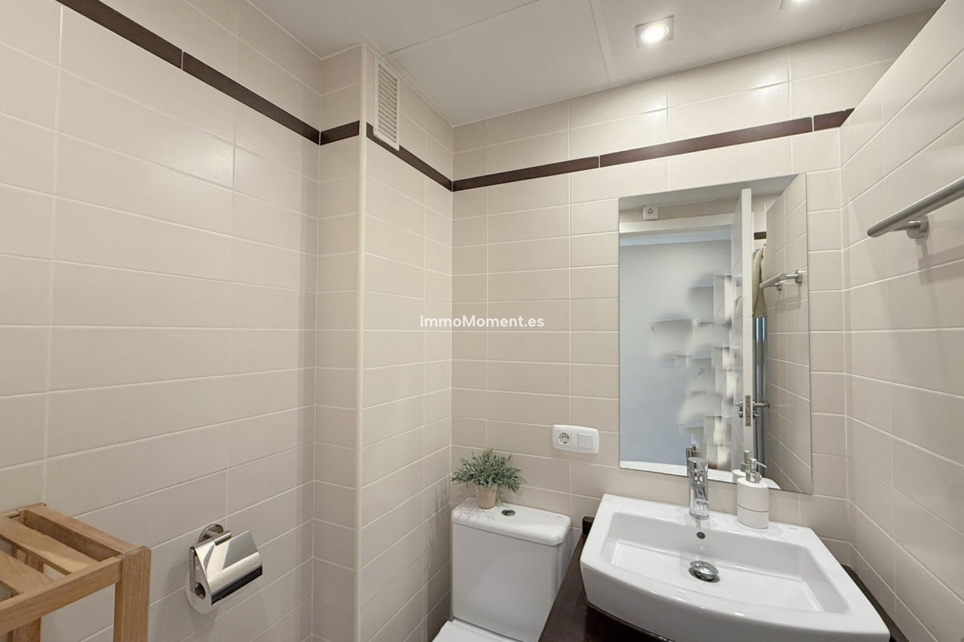 Resale - Apartment - Manilva - La Duquesa