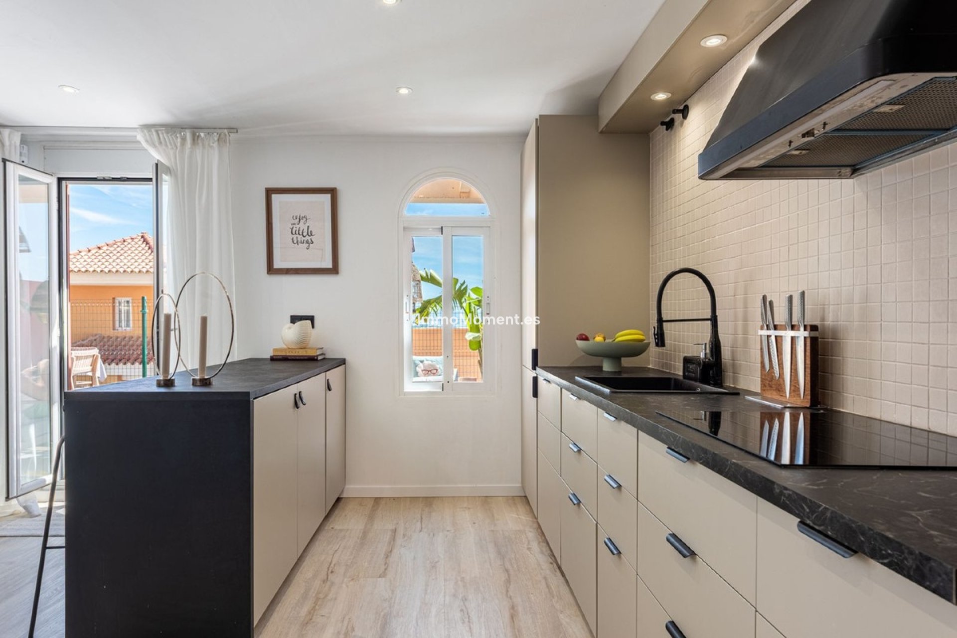 Resale - Apartment - Manilva - La Duquesa