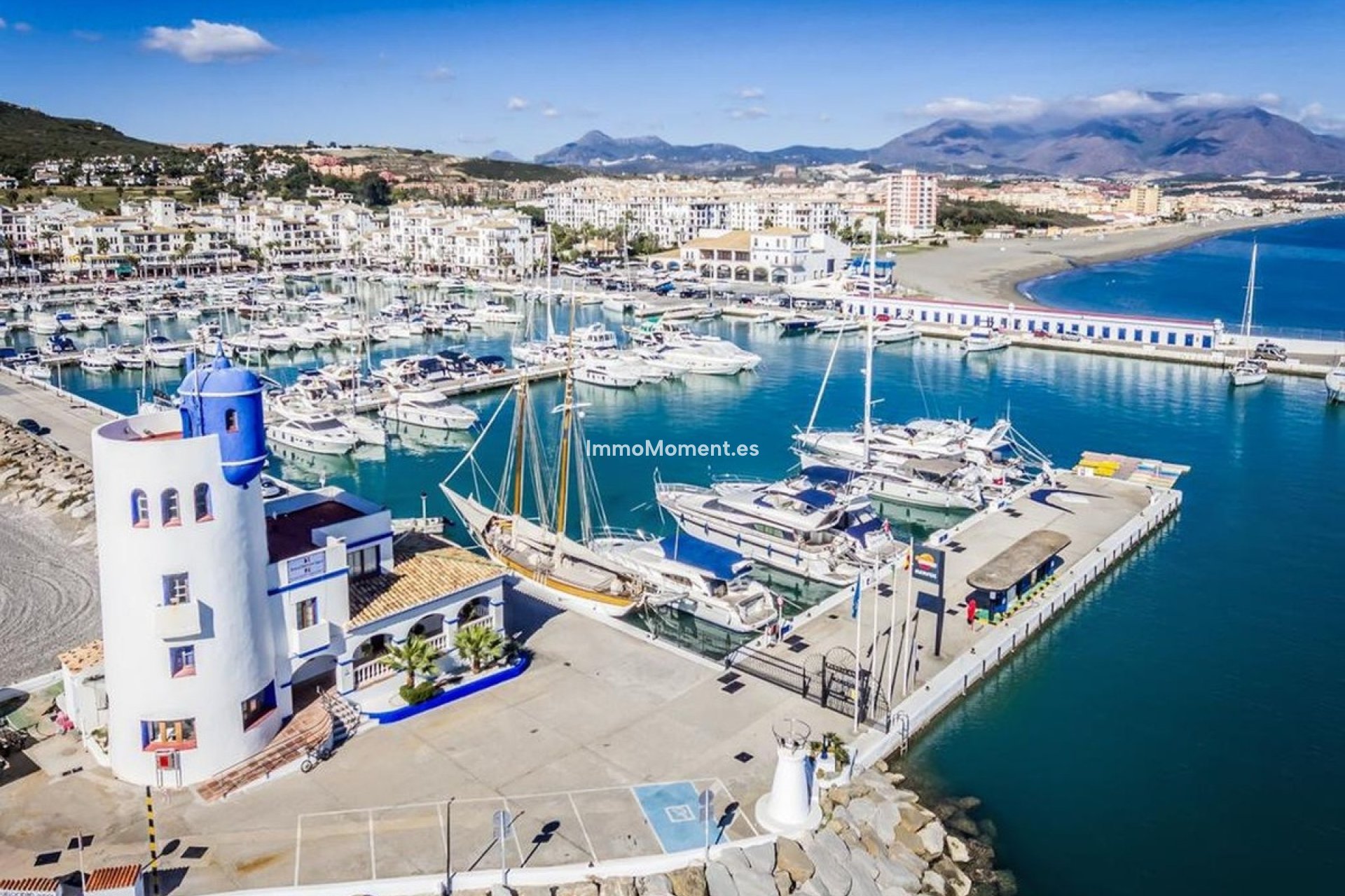 Resale - Apartment - Manilva - La Duquesa