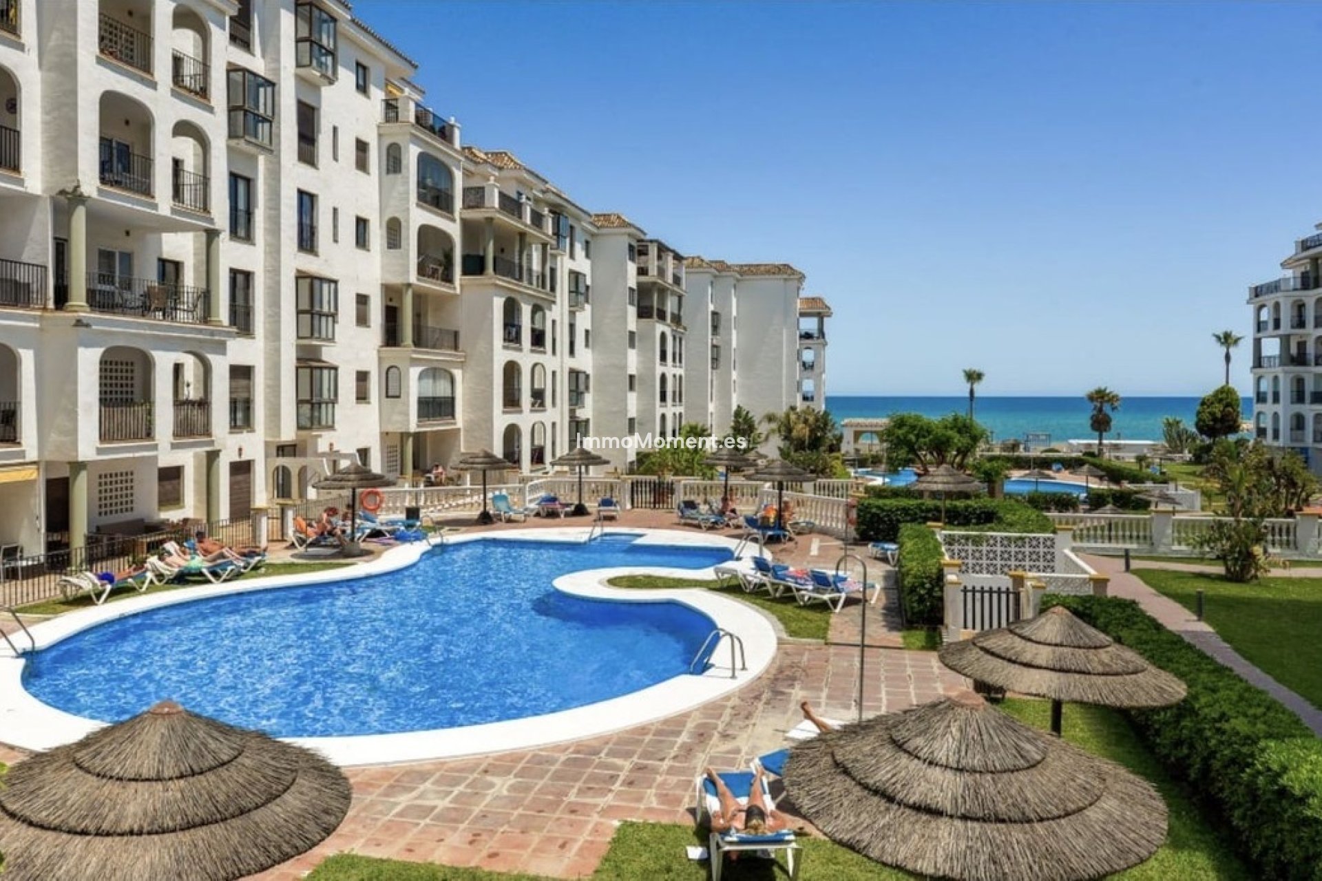Resale - Apartment - Manilva - La Duquesa