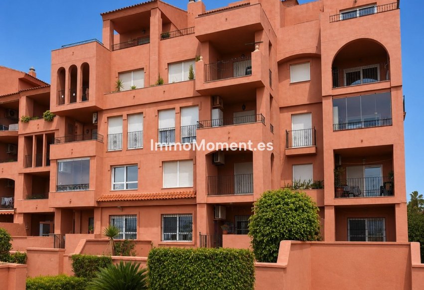 Resale - Apartment - Manilva - La Duquesa
