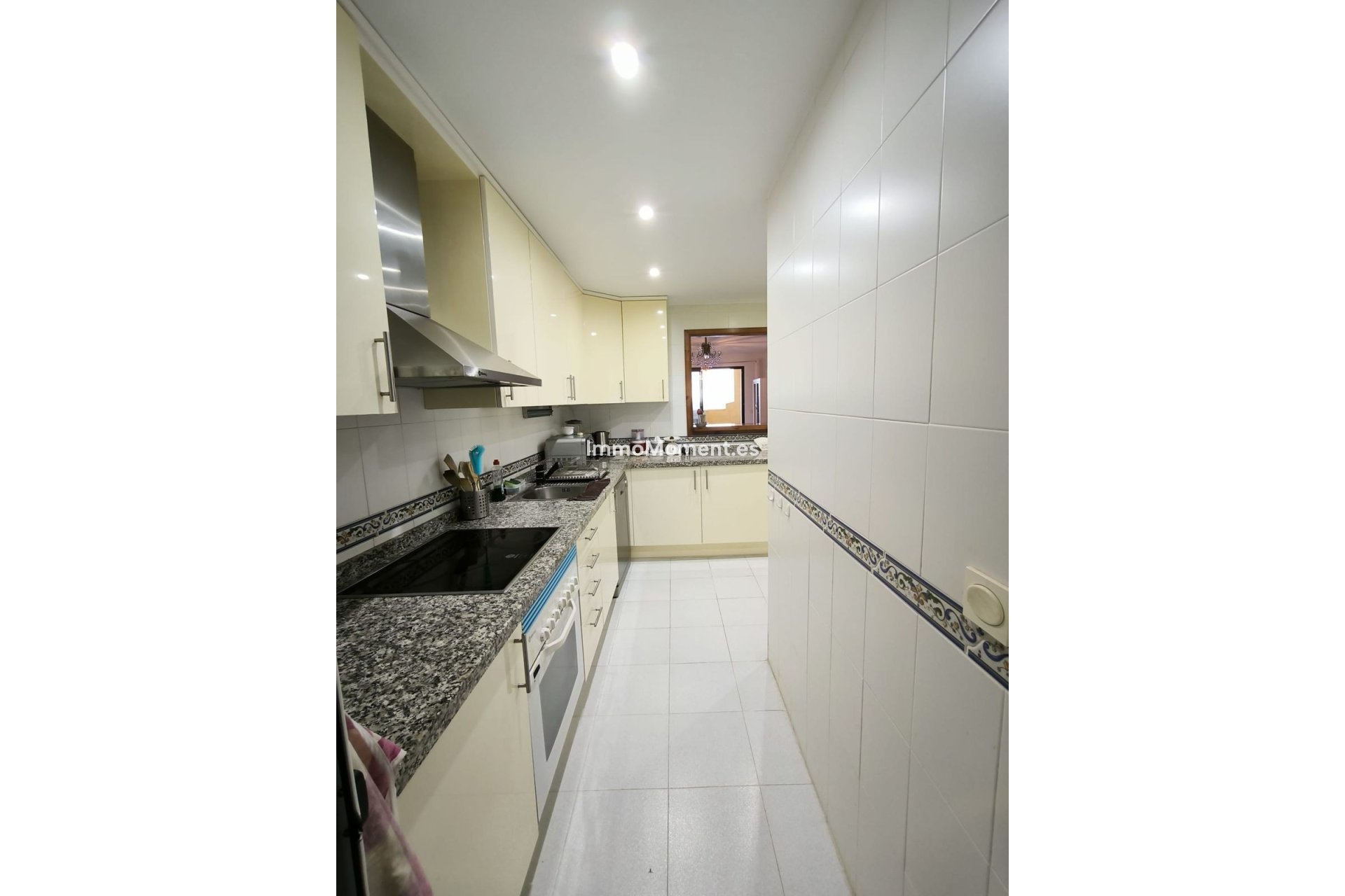 Resale - Apartment - Manilva - La Duquesa
