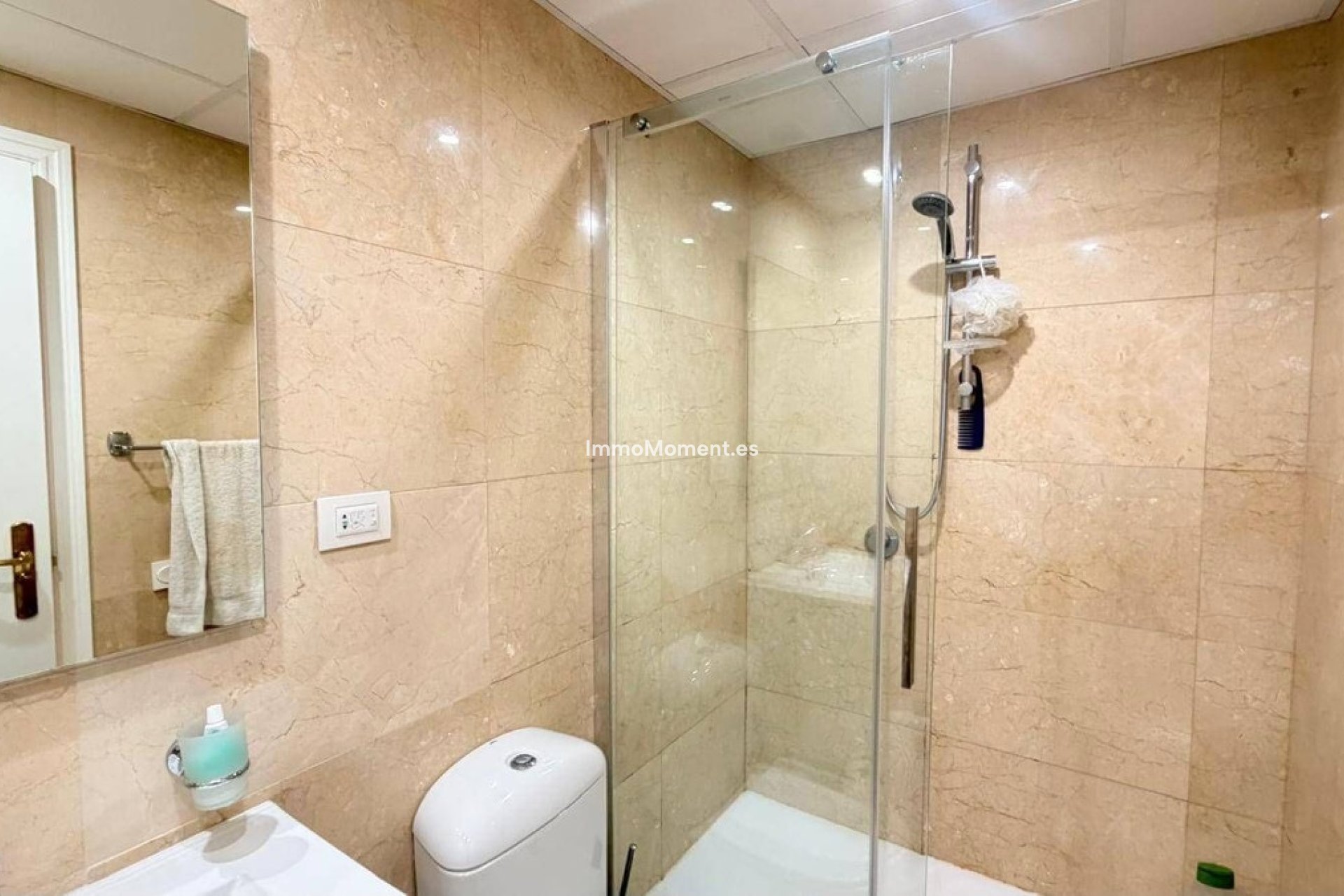 Resale - Apartment - Manilva - La Duquesa