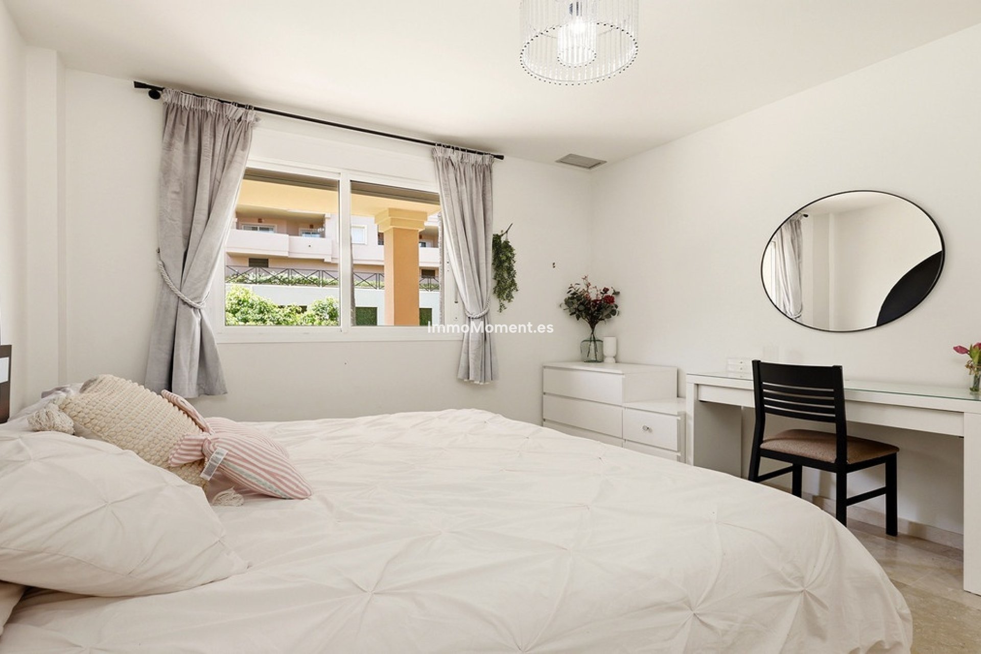 Resale - Apartment - Manilva - La Duquesa