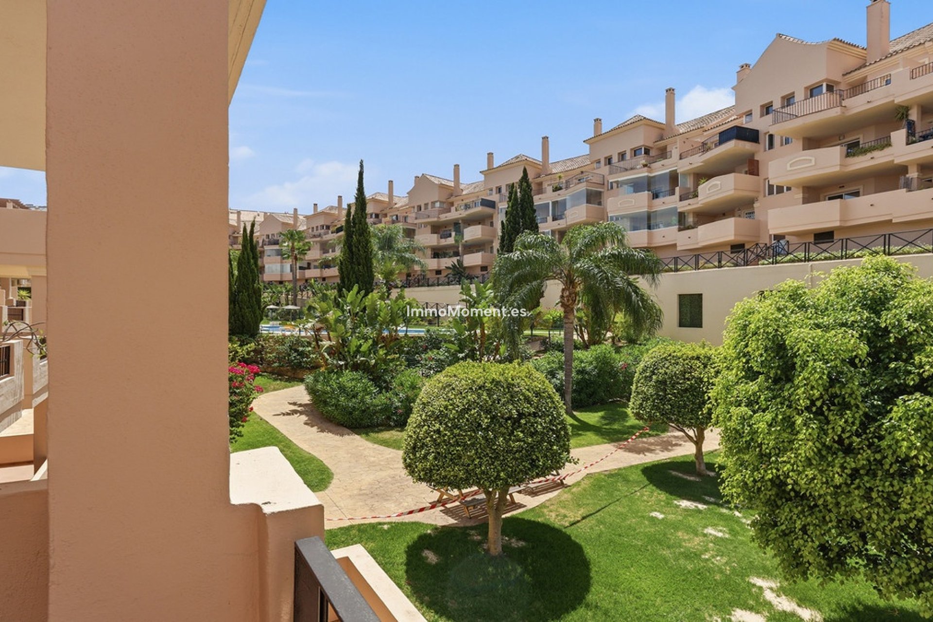 Resale - Apartment - Manilva - La Duquesa