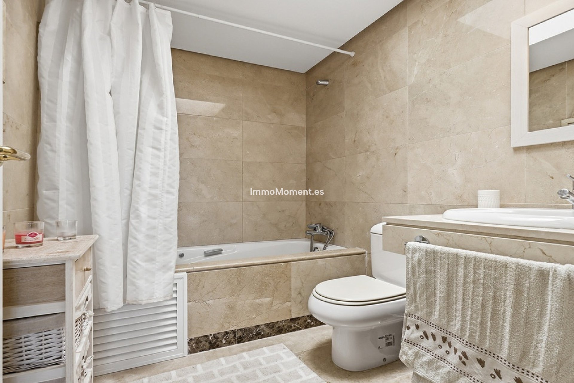 Resale - Apartment - Manilva - La Duquesa