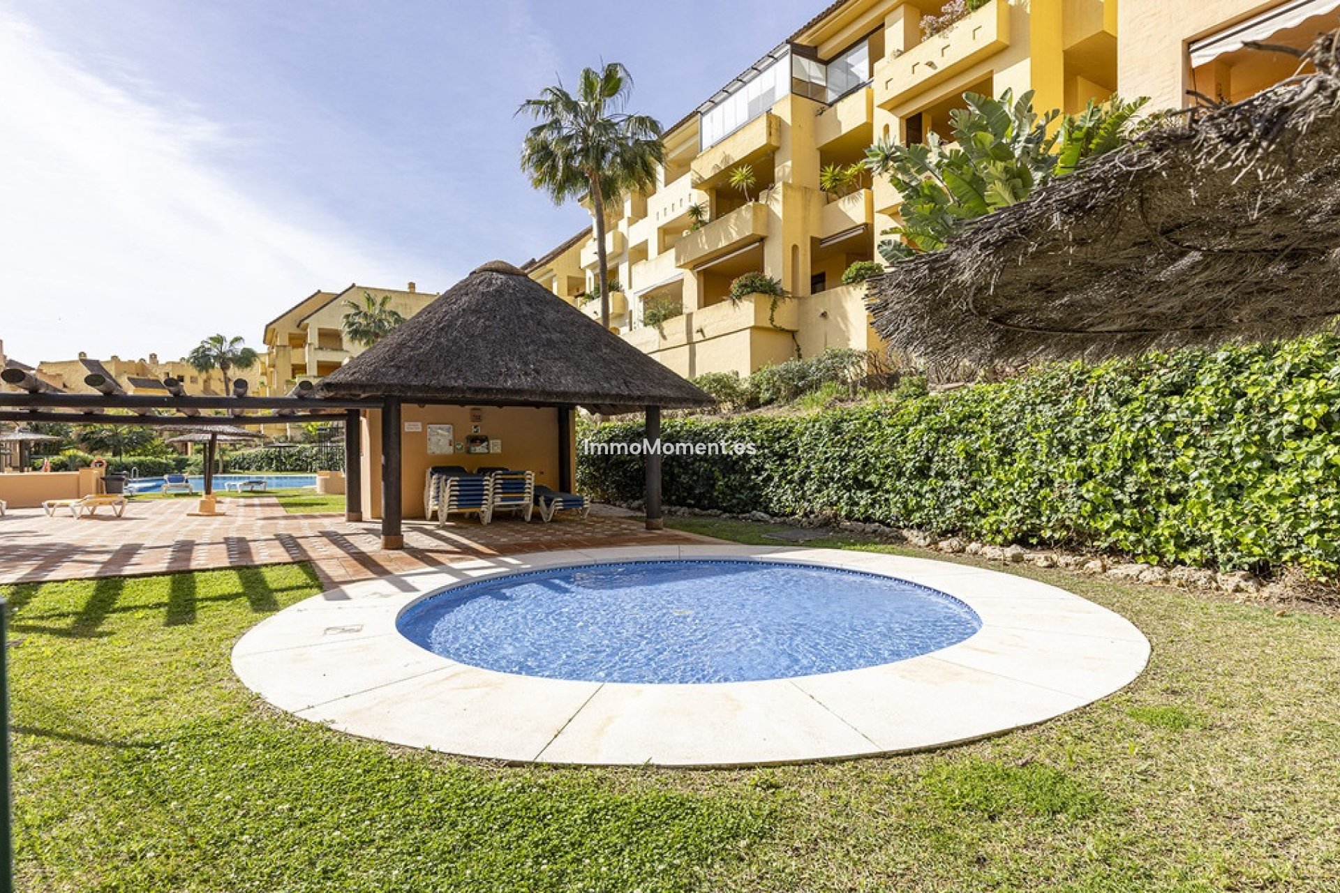Resale - Apartment - Manilva - La Duquesa