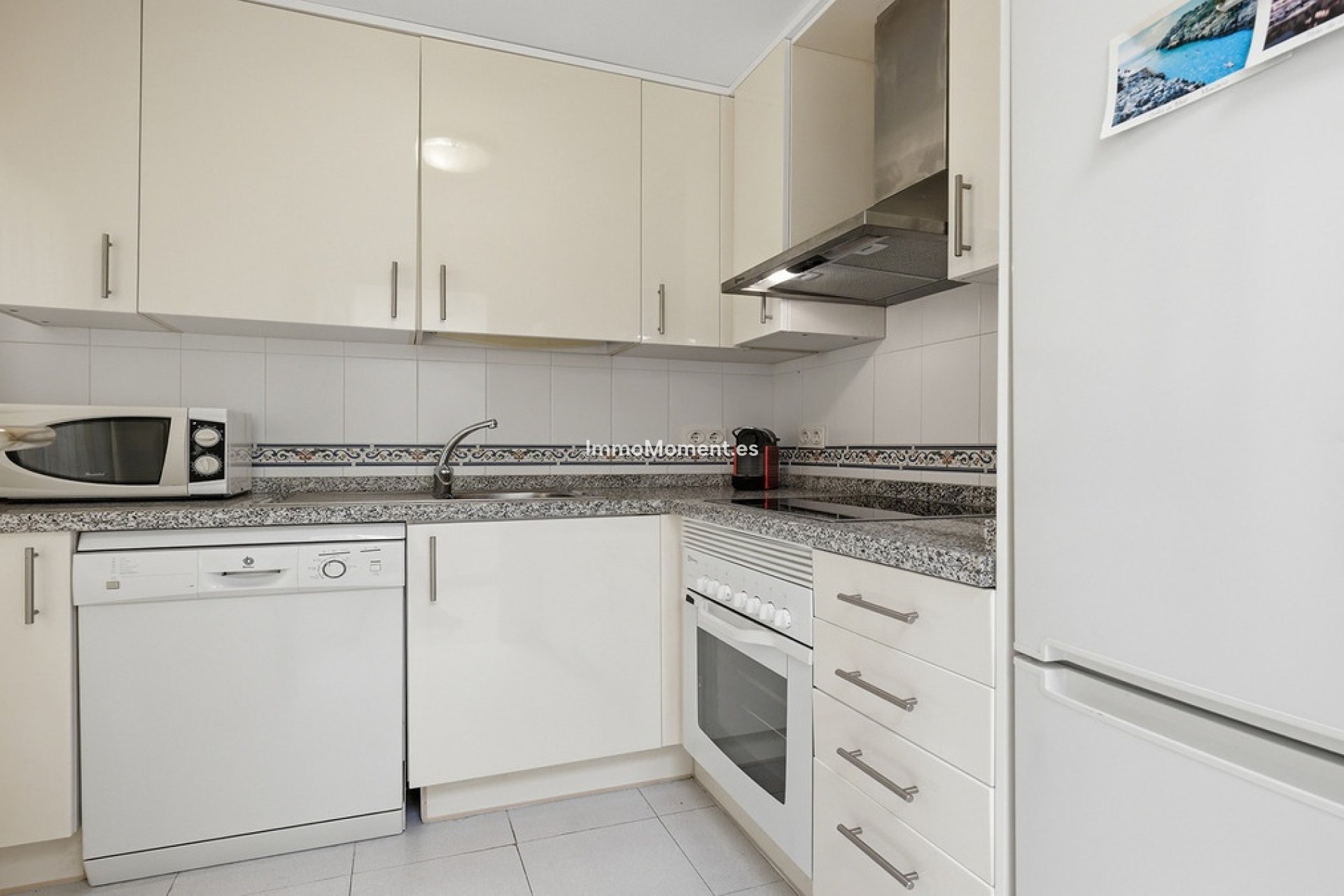 Resale - Apartment - Manilva - La Duquesa