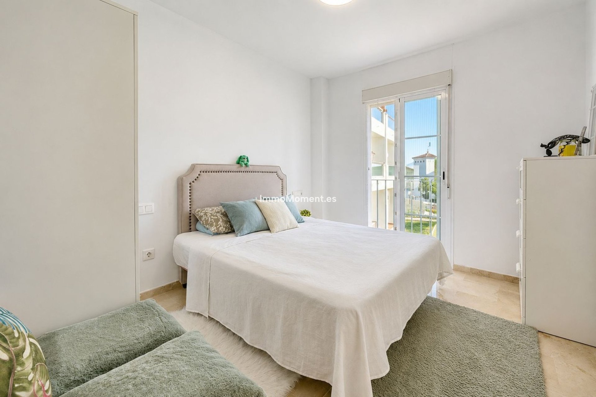 Resale - Apartment - Manilva - La Duquesa