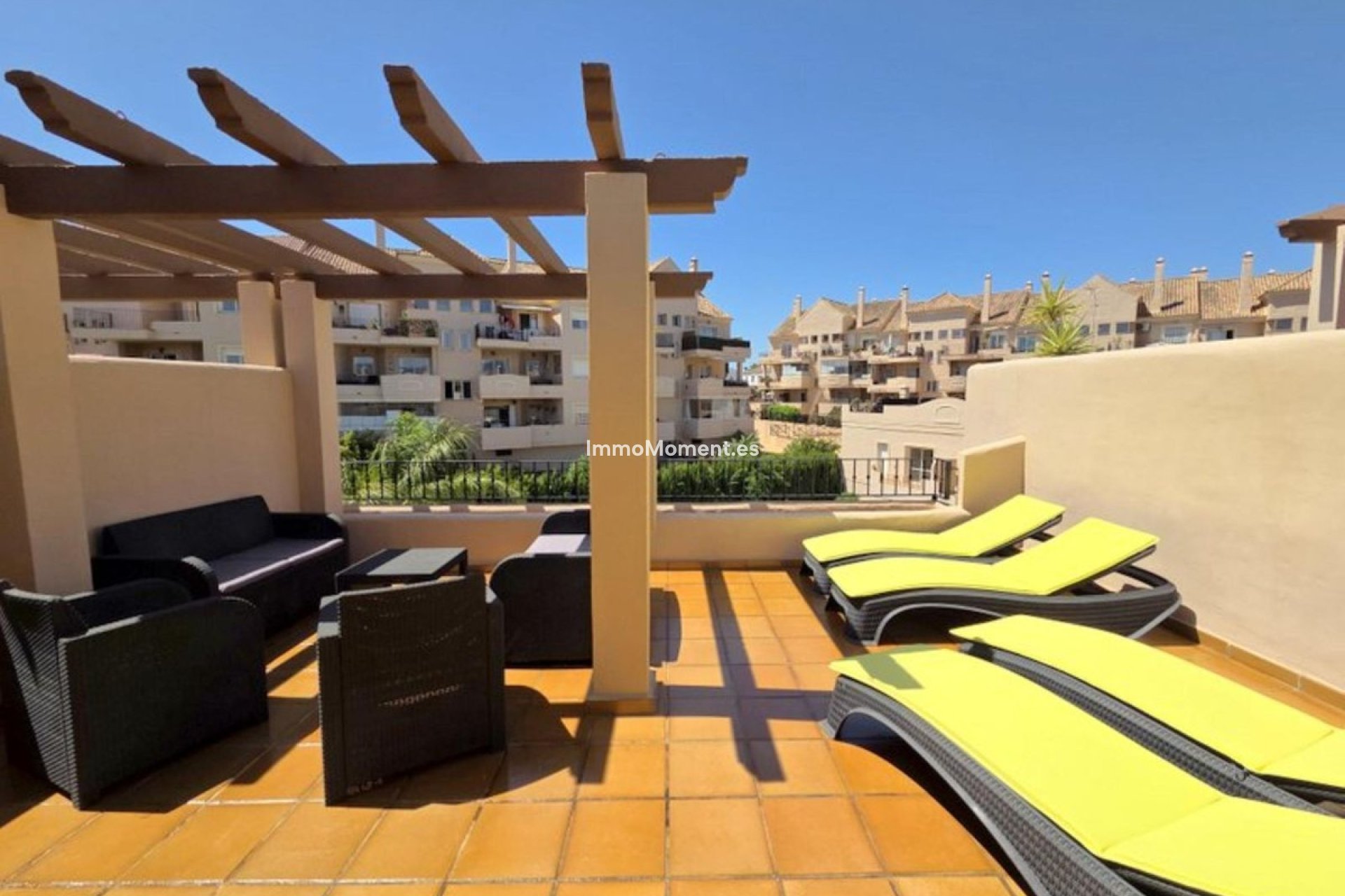 Resale - Apartment - Manilva - La Duquesa