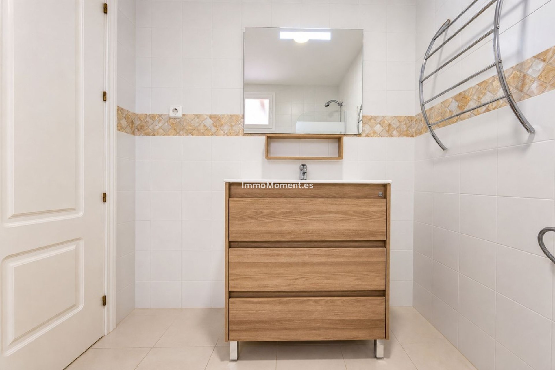 Resale - Apartment - Manilva - La Duquesa