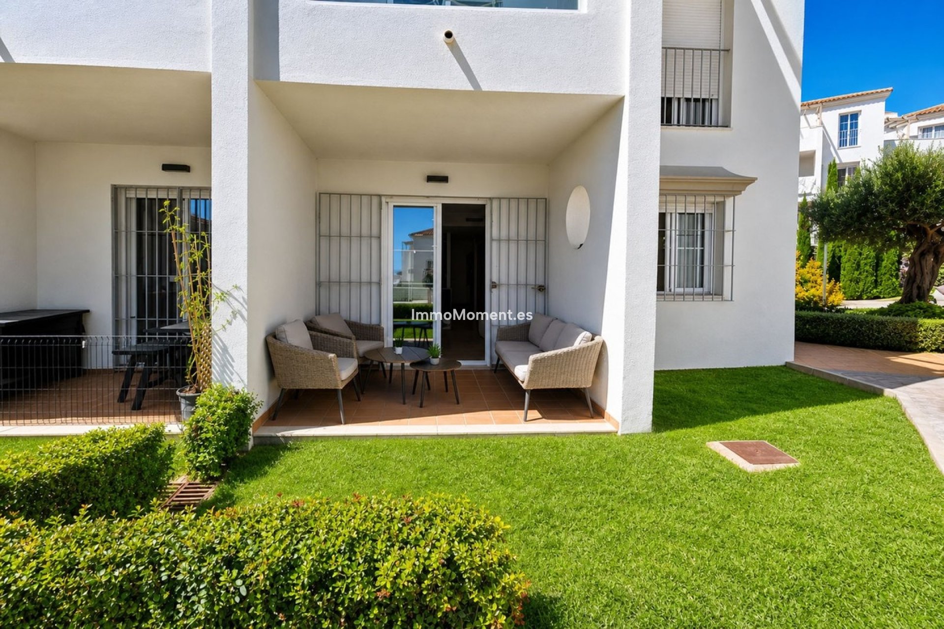 Resale - Apartment - Manilva - La Duquesa