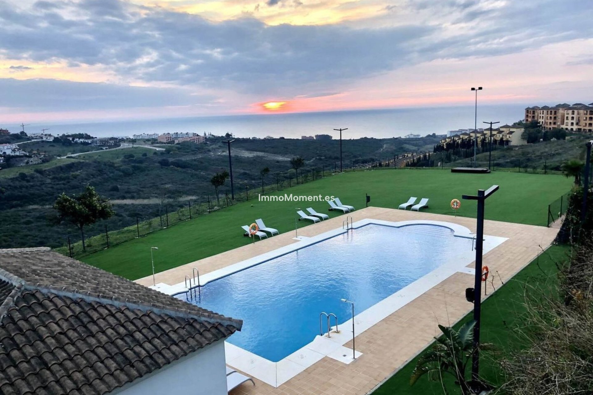 Resale - Apartment - Manilva - La Duquesa