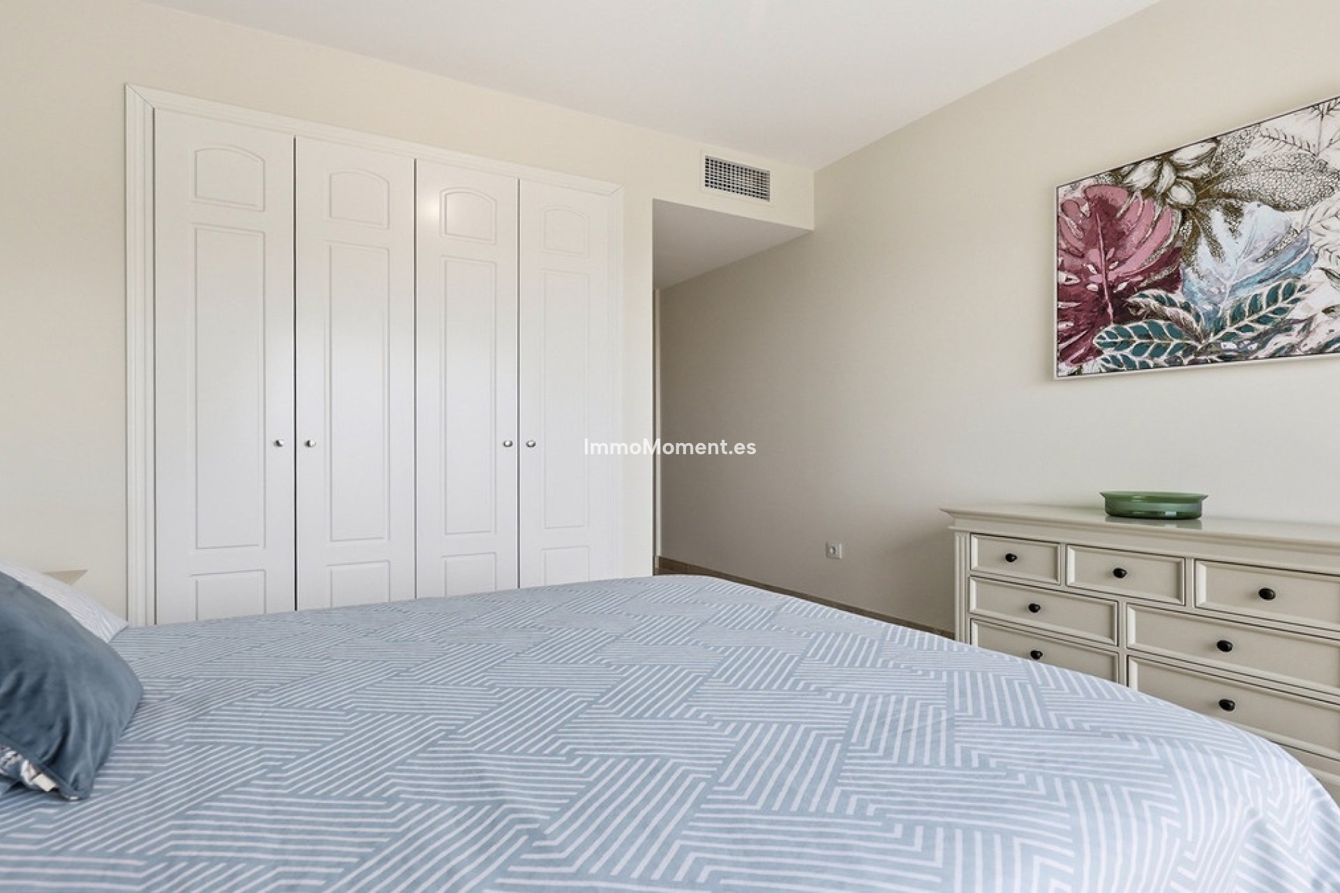 Resale - Apartment - Manilva - La Duquesa