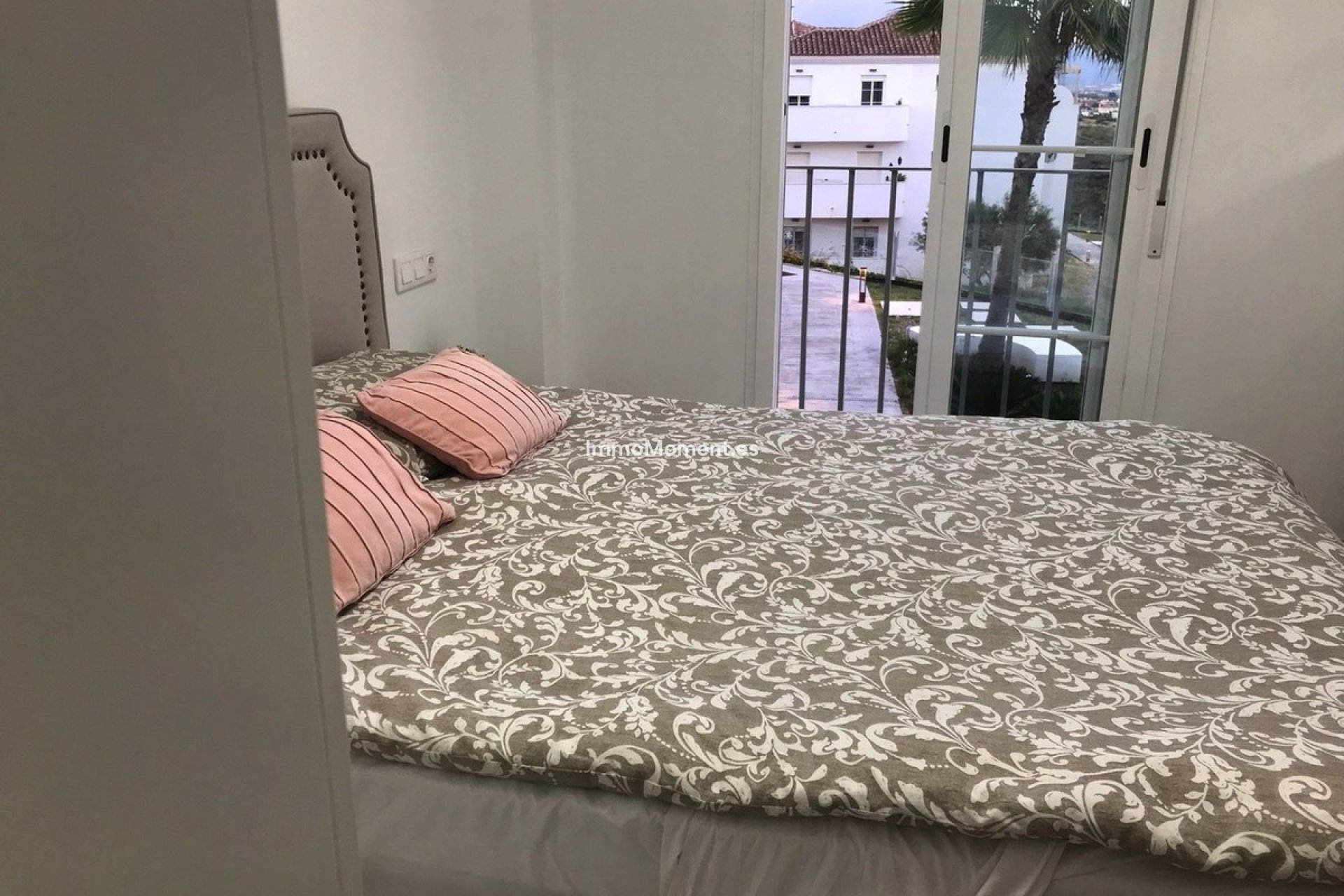 Resale - Apartment - Manilva - Punta Chullera