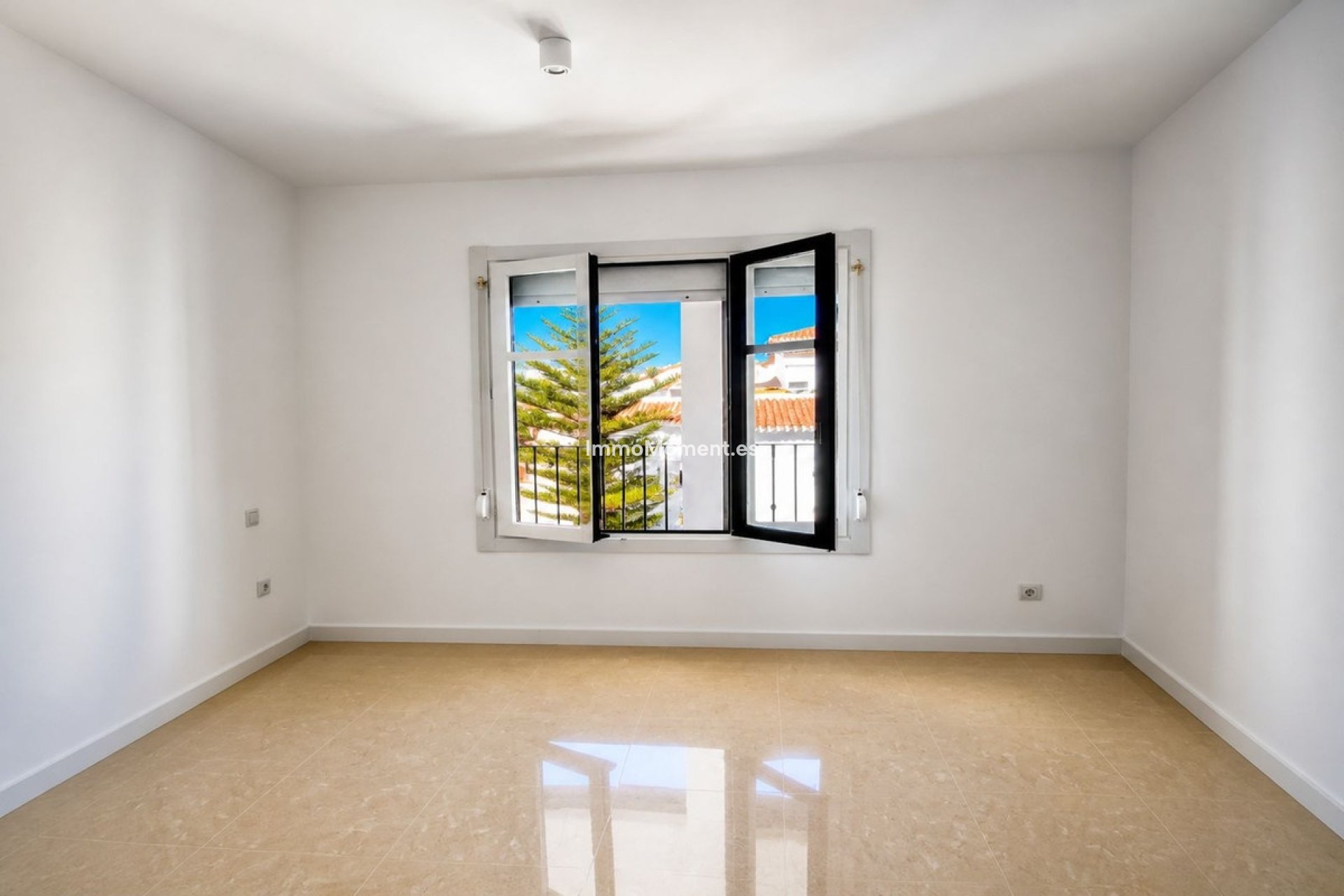 Resale - Apartment - Manilva - San Luis de Sabinillas