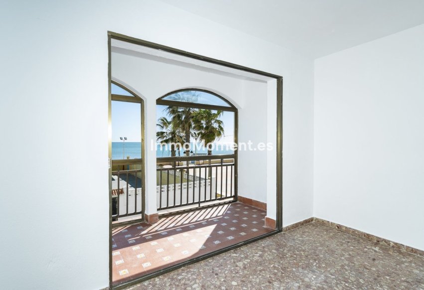 Resale - Apartment - Manilva - San Luis de Sabinillas