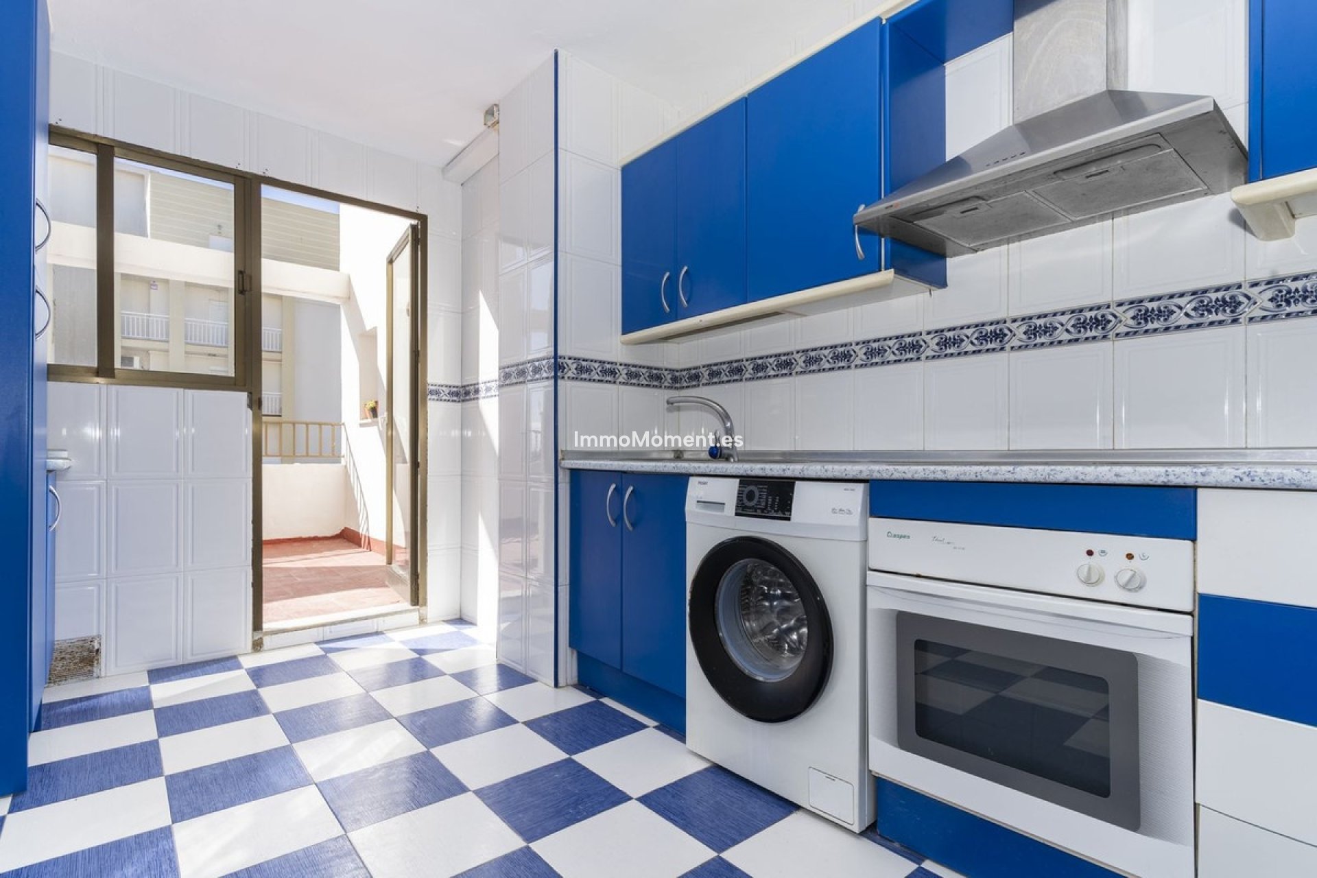 Resale - Apartment - Manilva - San Luis de Sabinillas