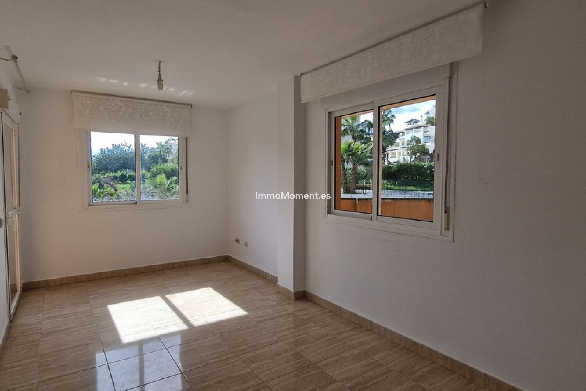 Resale - Apartment - Manilva - San Luis de Sabinillas