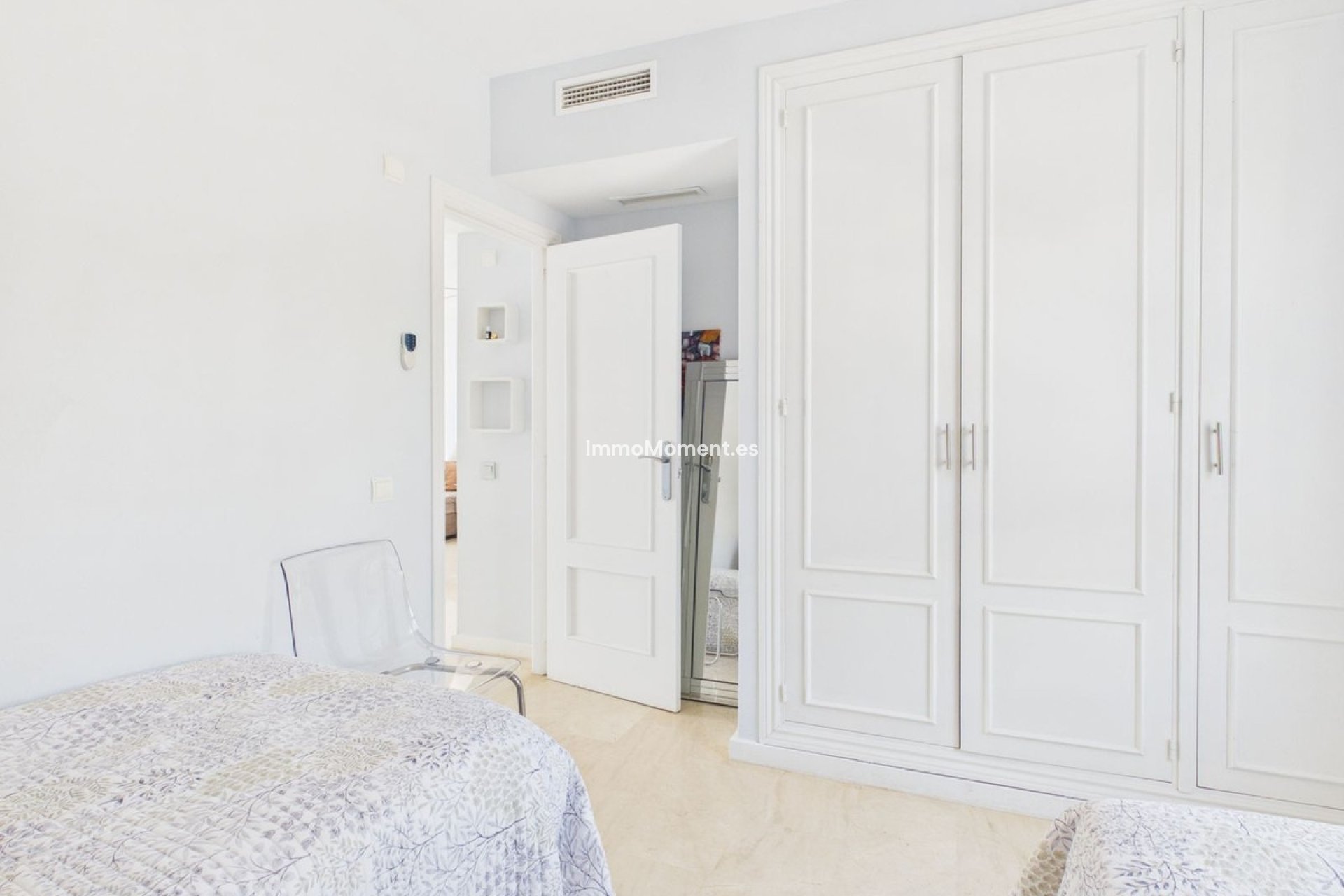 Resale - Apartment - Manilva