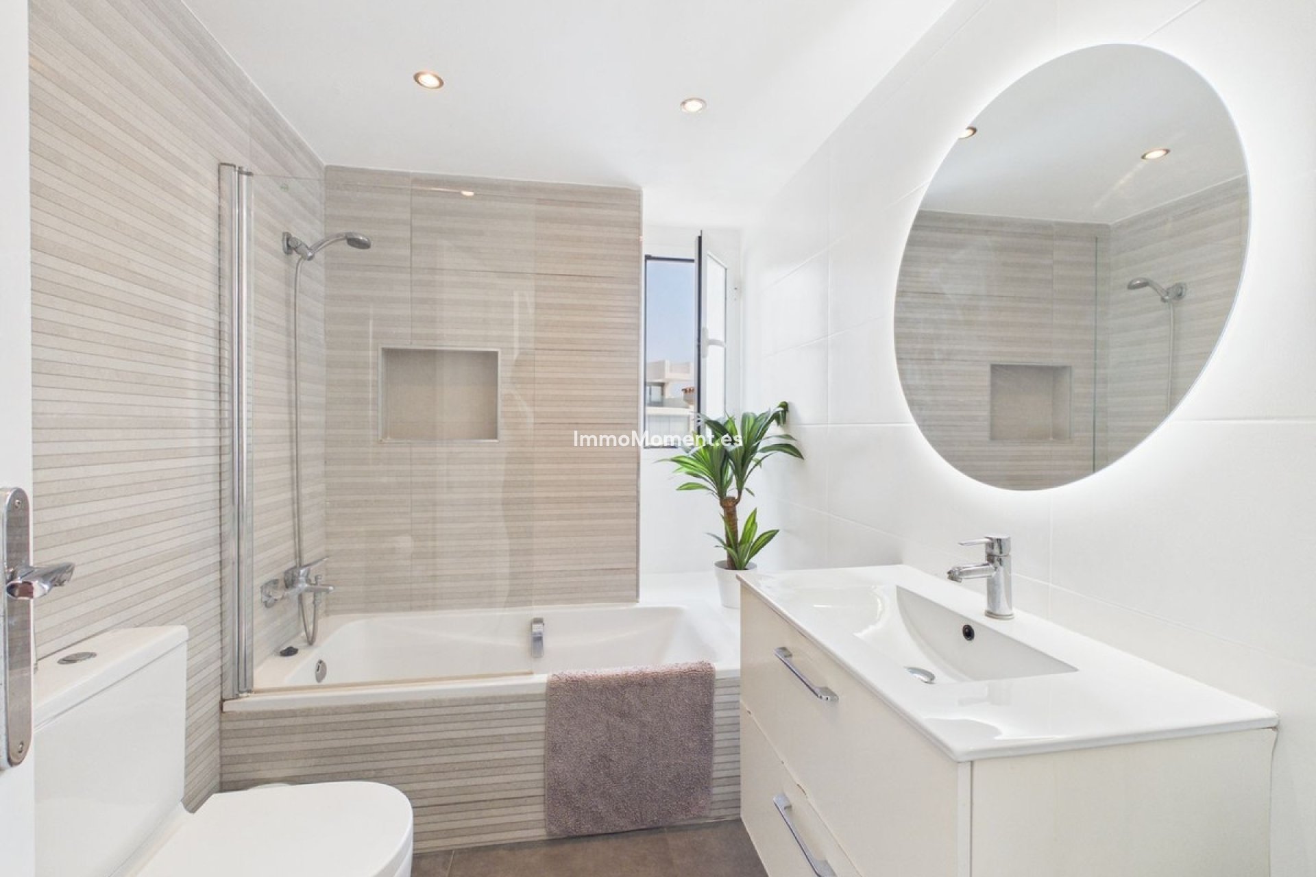 Resale - Apartment - Manilva