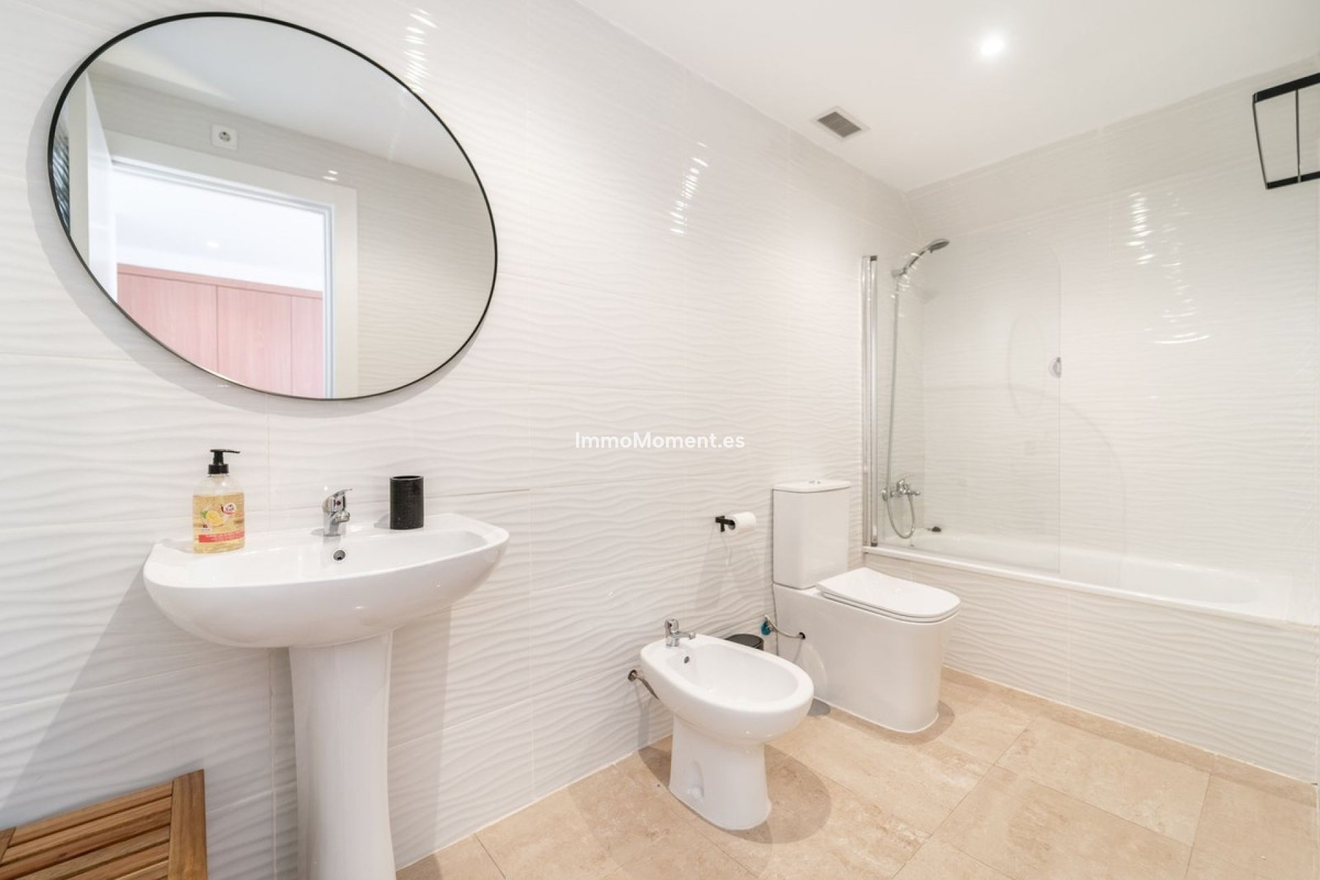 Resale - Apartment - Manilva
